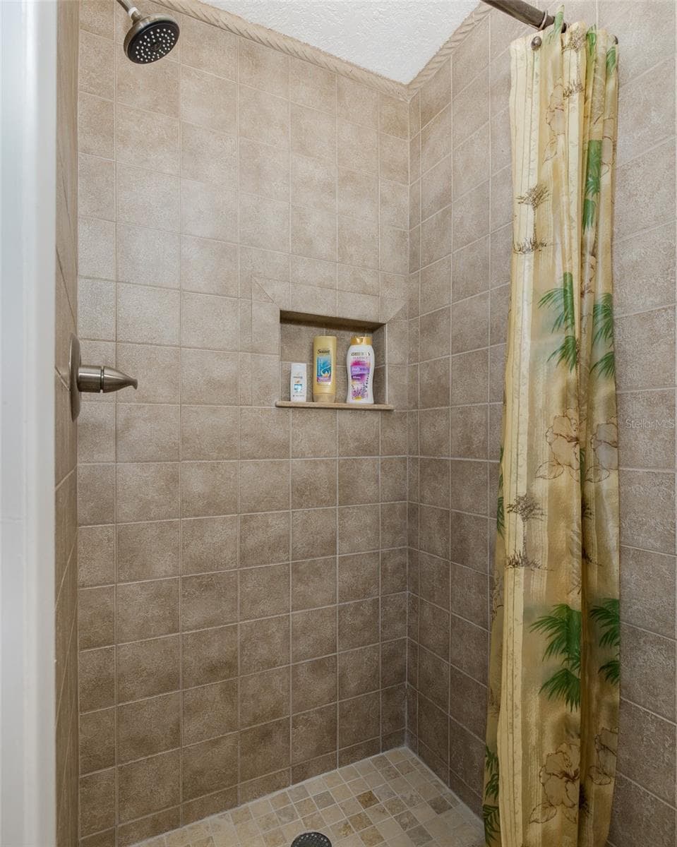 Single Family Residence at 3318 PINEVIEW DR, HOLIDAY, photo 35 of 56
