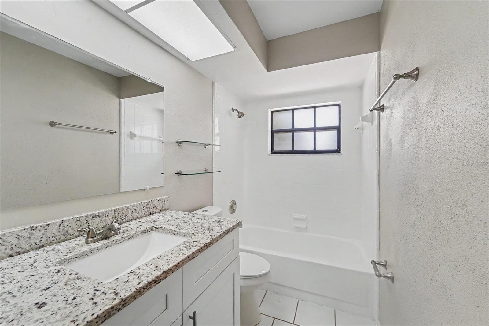 Single Family Residence at 10161 HEATHCLIFF ST, SPRING HILL, photo 14 of 19