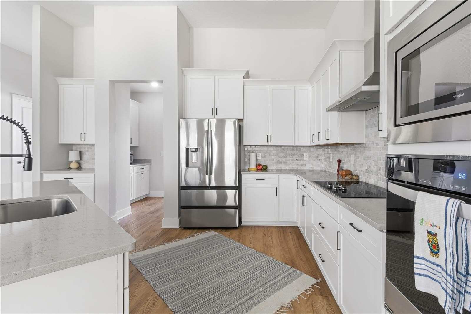Kitchen - 17000 NOKOTA AVE, HUDSON