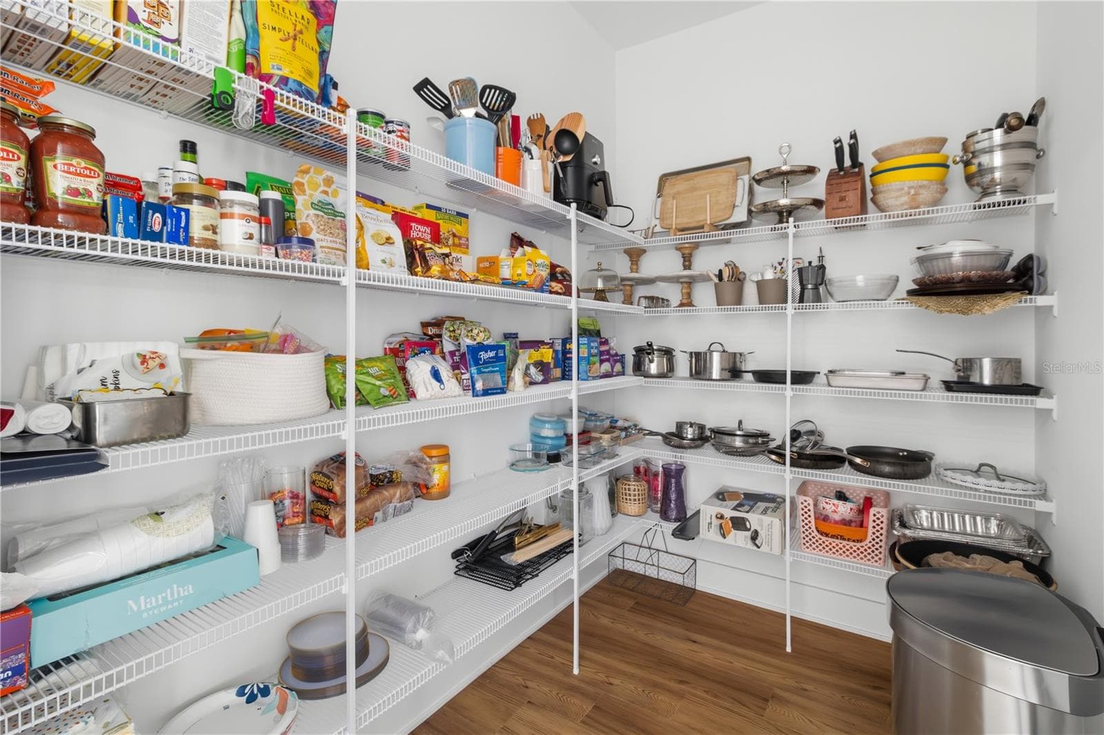 Walk-in Pantry - 17000 NOKOTA AVE, HUDSON