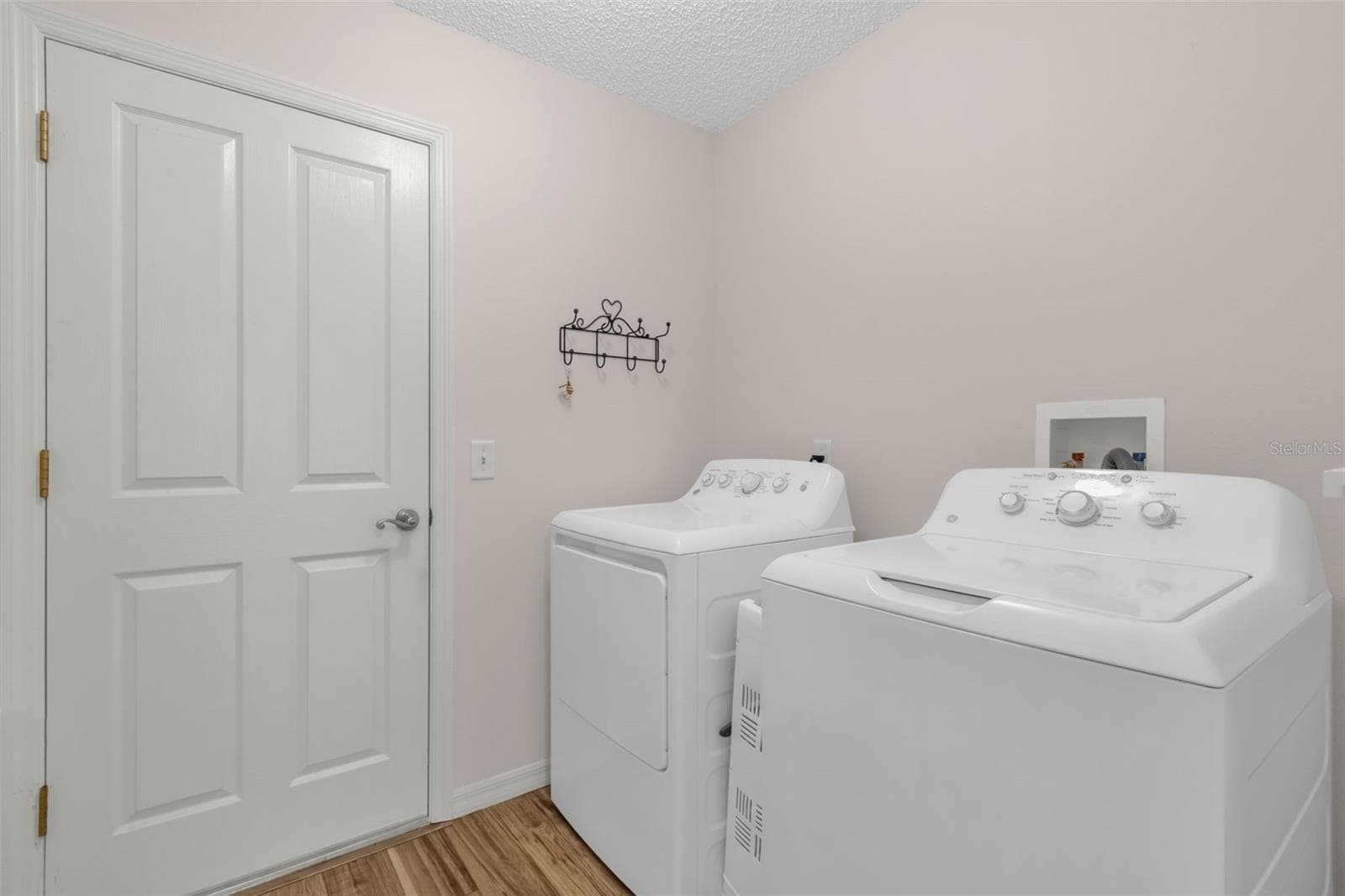 Single Family Residence at 1707 GOMEZ PL, THE VILLAGES, photo 13 of 35