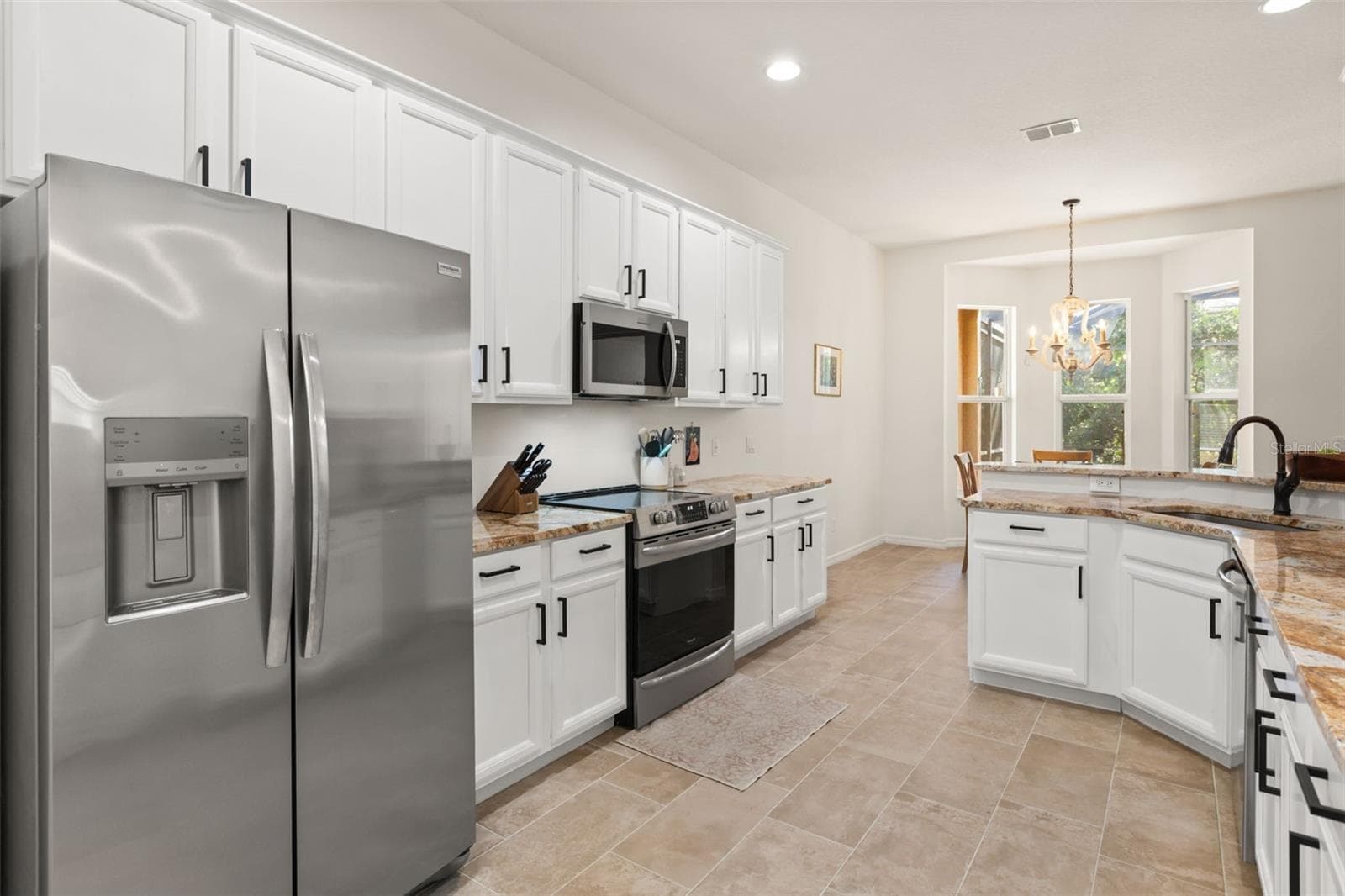 Single Family Residence at 1154 KERSFIELD CIR, LAKE MARY, photo 13 of 41