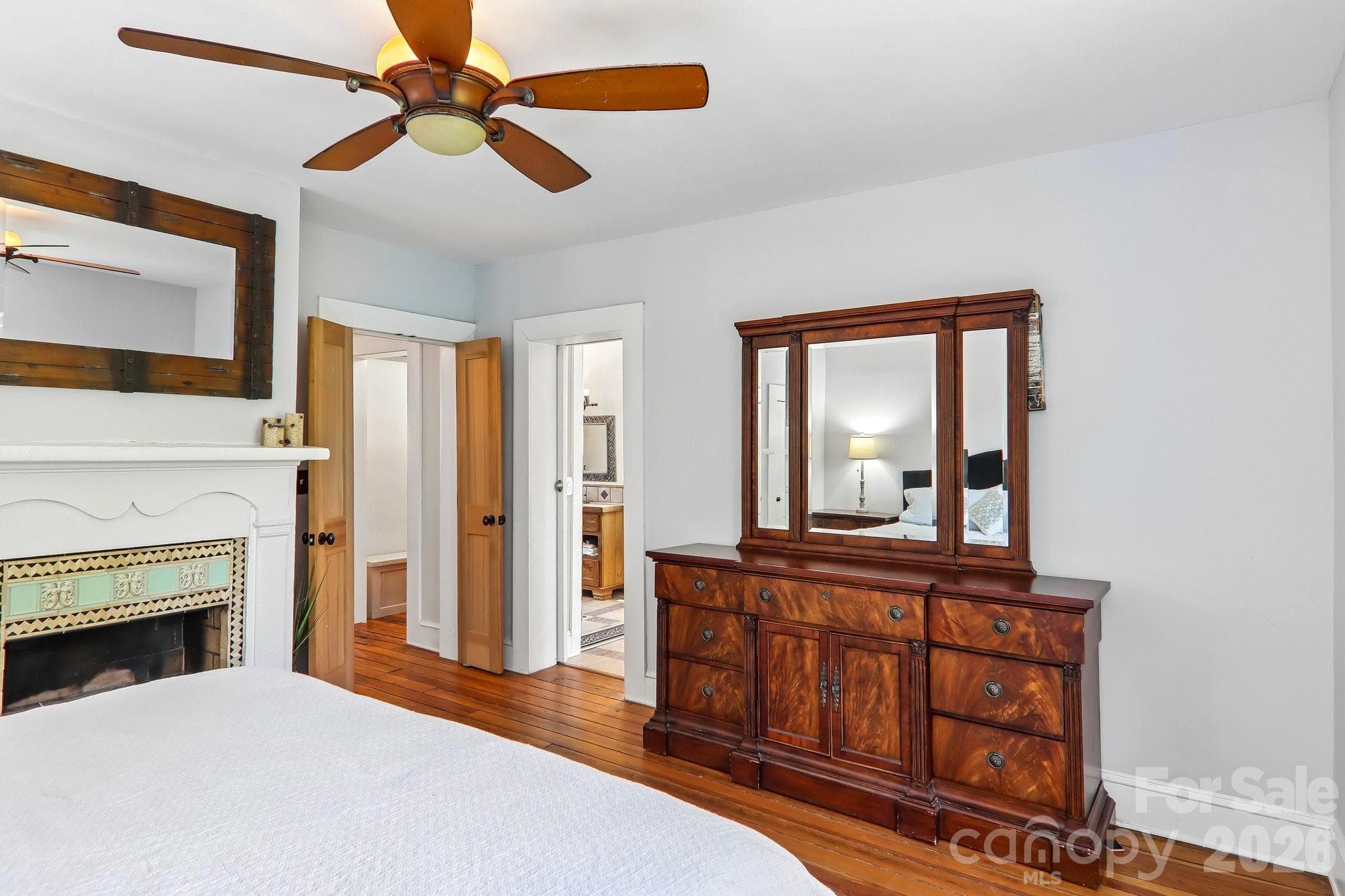 Primary bedroom on main - 23 Tuskeegee Street, Asheville
