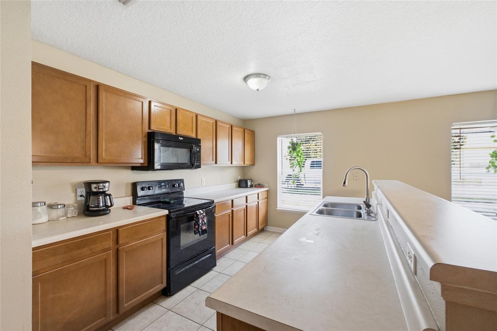 Kitchen - 516 CADIZ DR, GROVELAND
