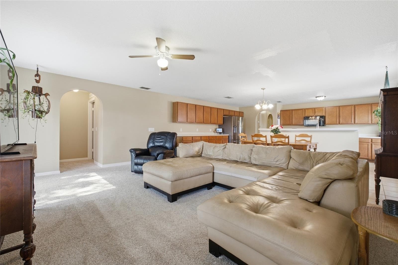 Livingroom - 516 CADIZ DR, GROVELAND