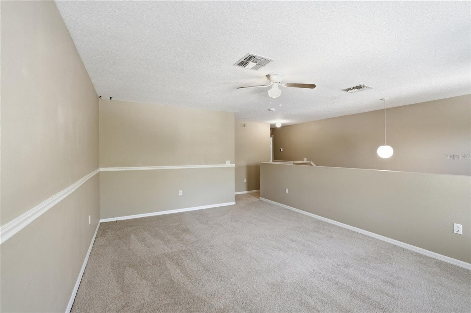 Loft - 516 CADIZ DR, GROVELAND