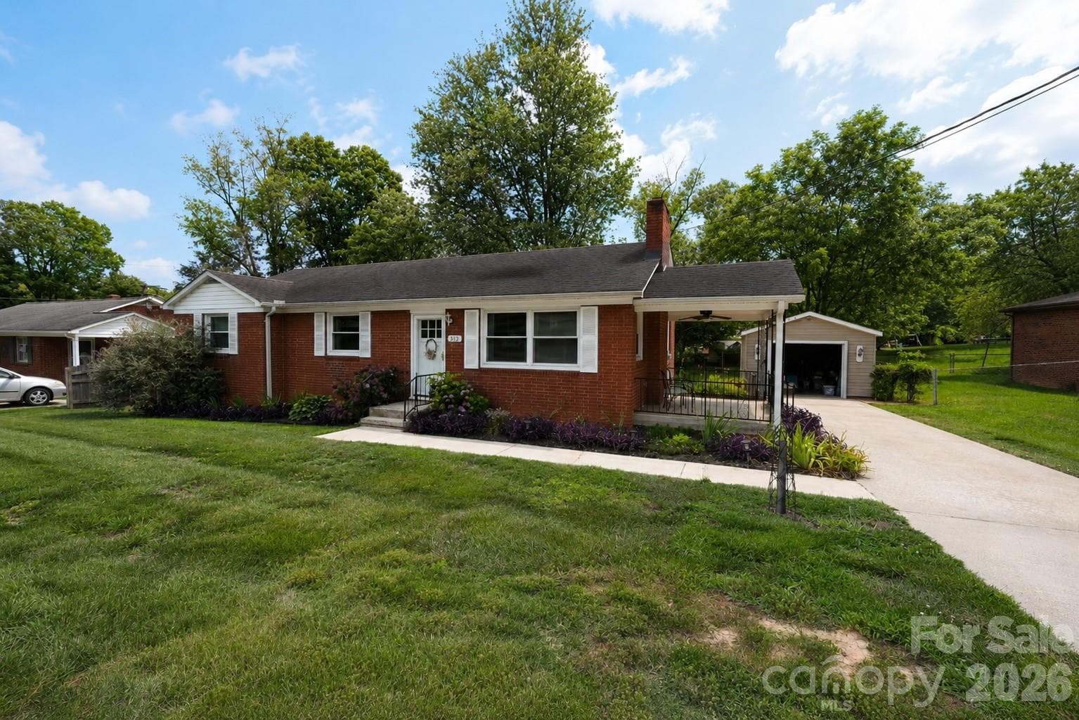 Single Family Residence at Statesville, photo 2 of 33