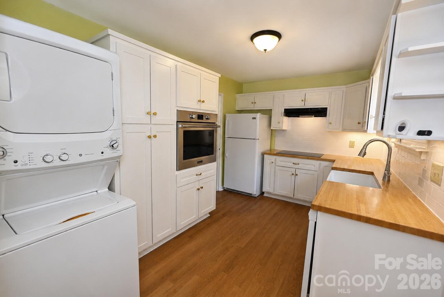 Single Family Residence at Statesville, photo 9 of 33