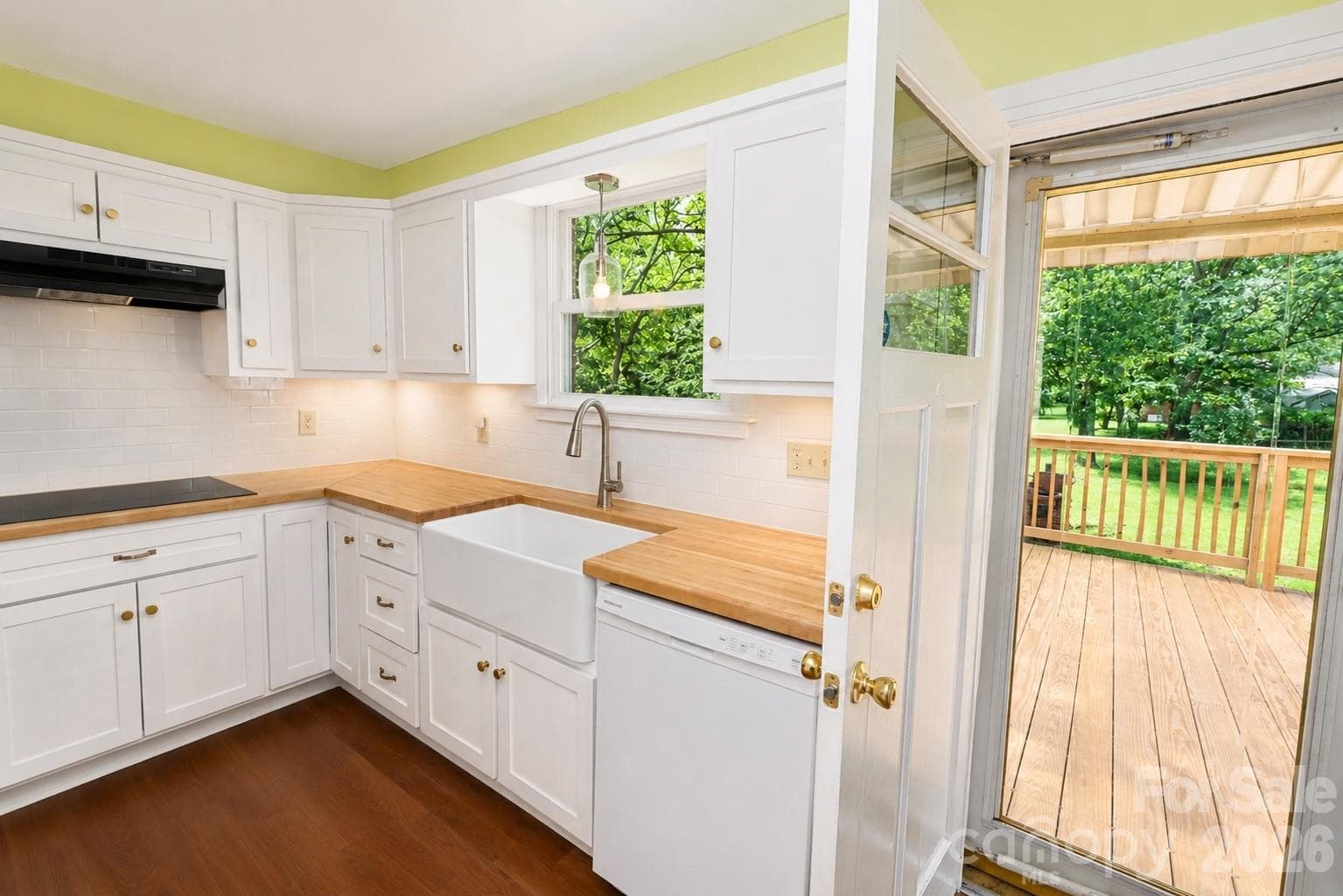 Single Family Residence at 232 Hartness Road, Statesville, photo 10 of 33