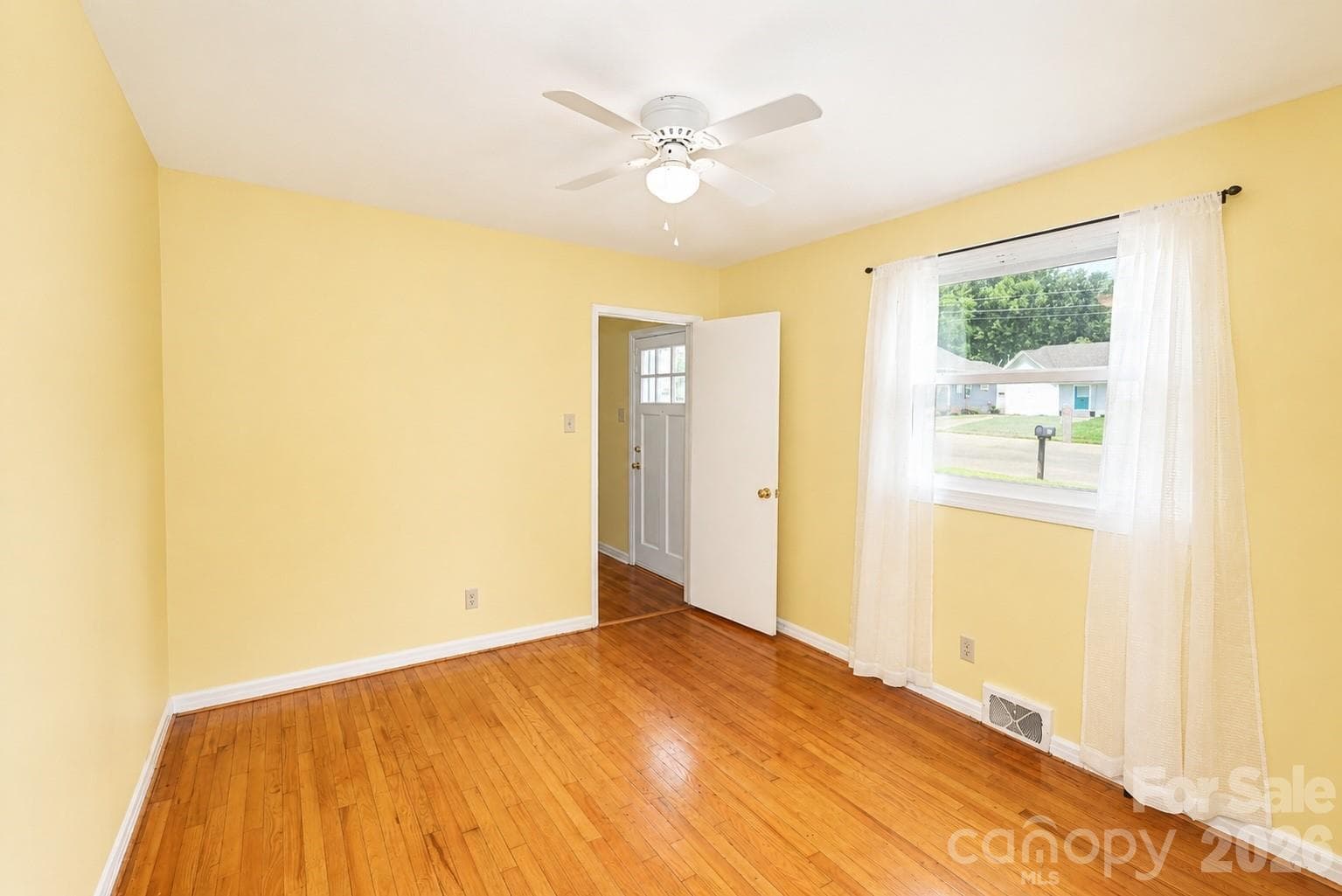 Single Family Residence at 232 Hartness Road, Statesville, photo 22 of 33