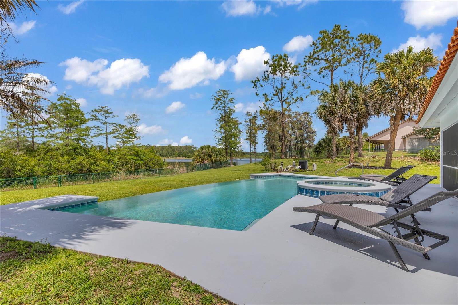 Single Family Residence at 12853 BELLERIVE DR, CLERMONT, photo 9 of 47