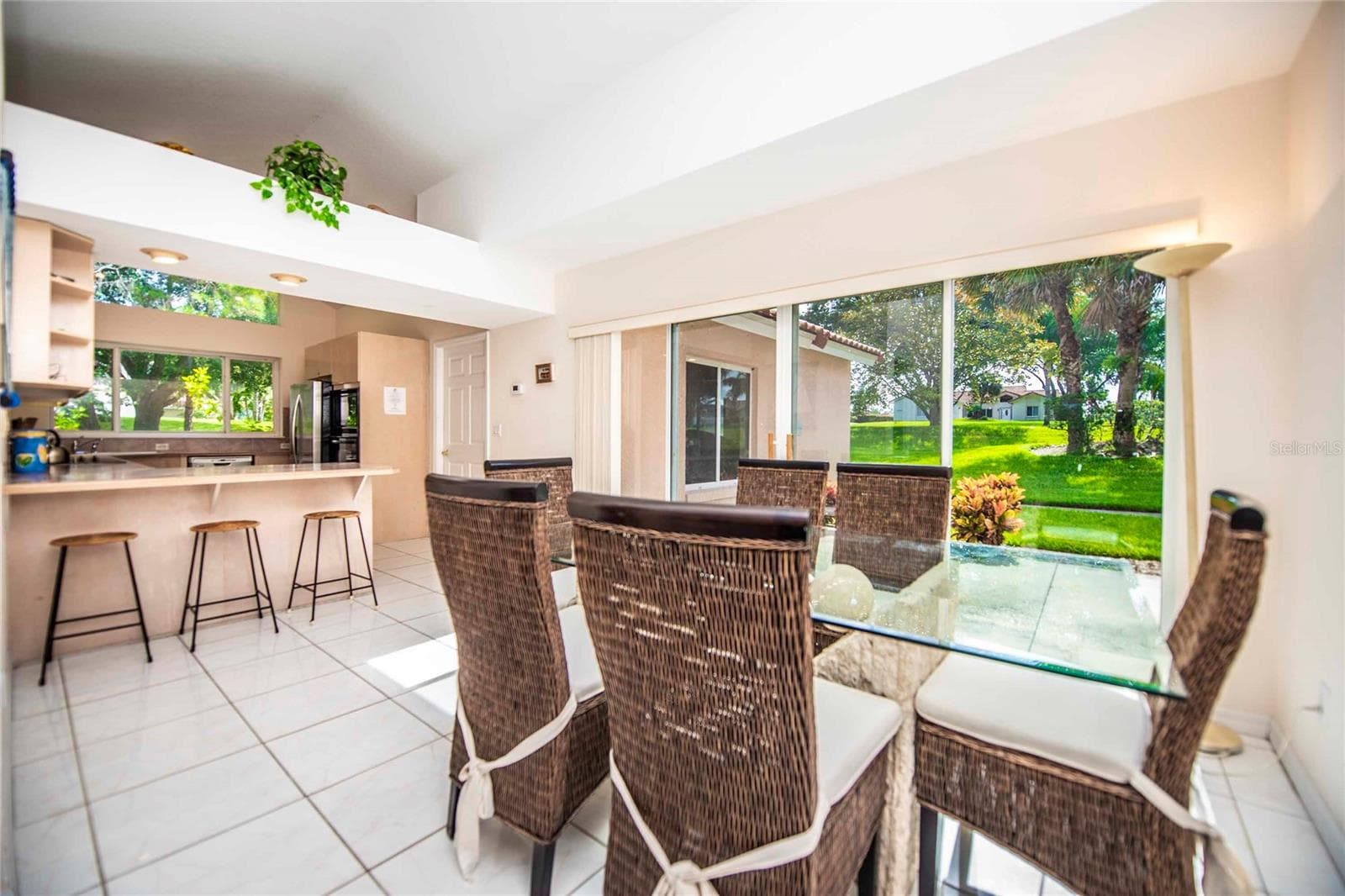 Dining/ Kitchen - 12853 BELLERIVE DR, CLERMONT