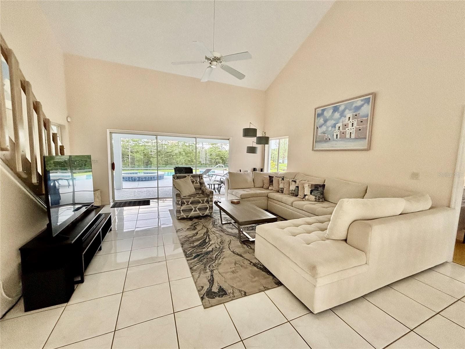 living room - 12853 BELLERIVE DR, CLERMONT