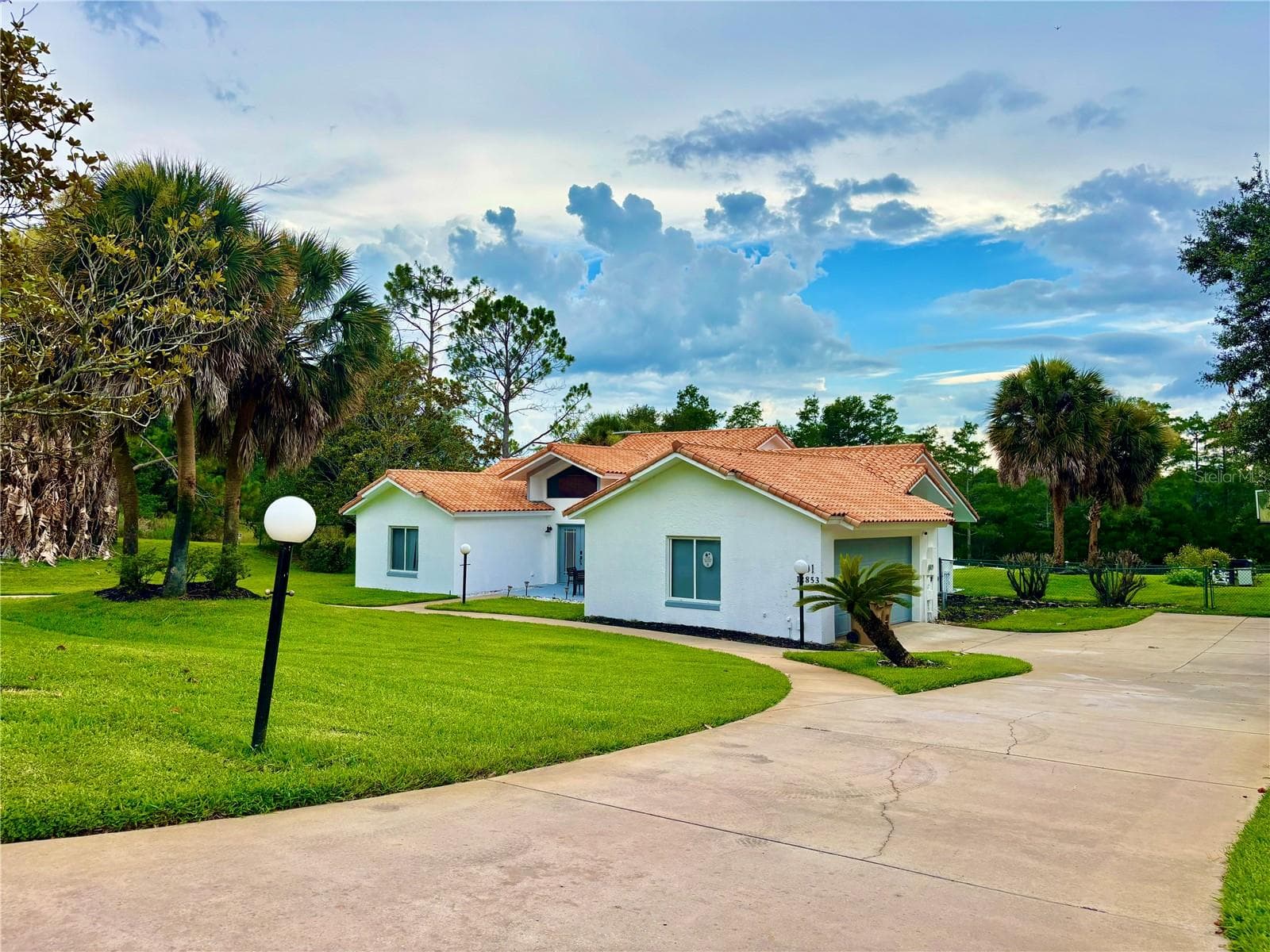 Single Family Residence at 12853 BELLERIVE DR, CLERMONT, photo 45 of 47