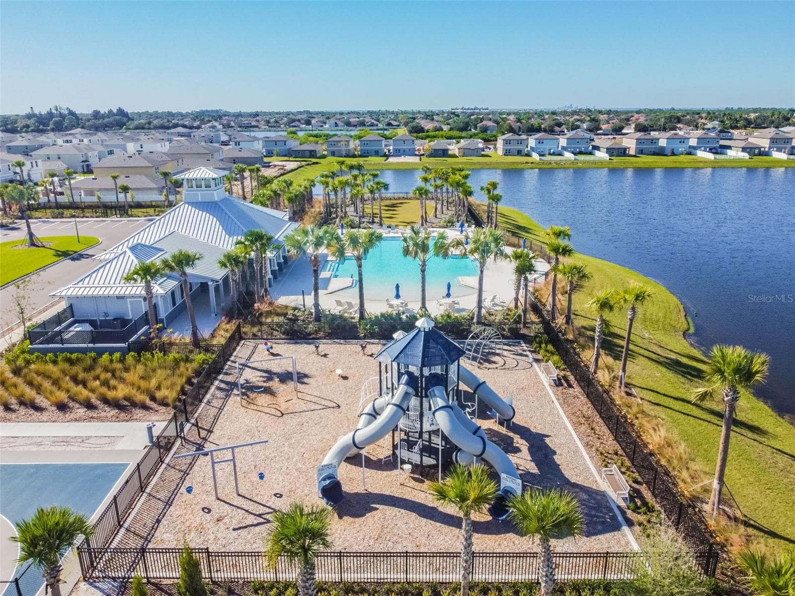 Single Family Residence at 575 OCEAN SPRAY DR, RUSKIN, photo 45 of 59