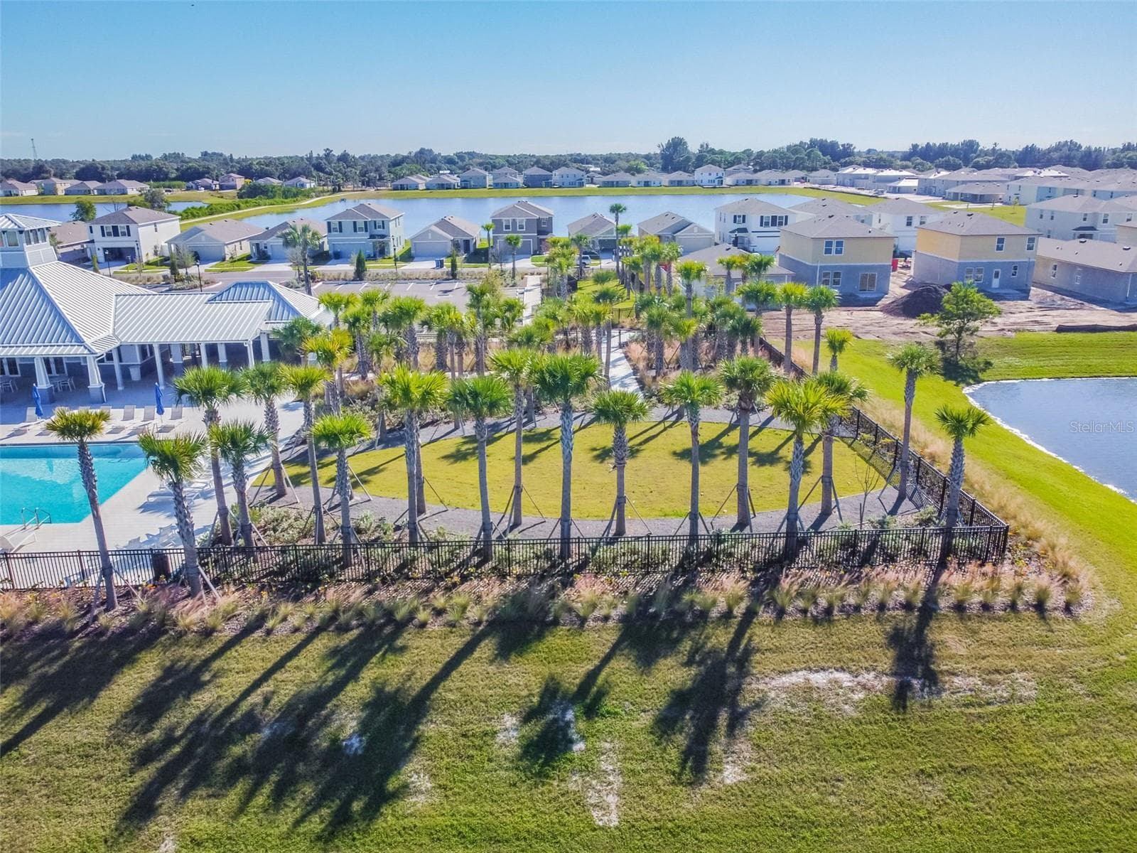 Single Family Residence at 575 OCEAN SPRAY DR, RUSKIN, photo 48 of 59