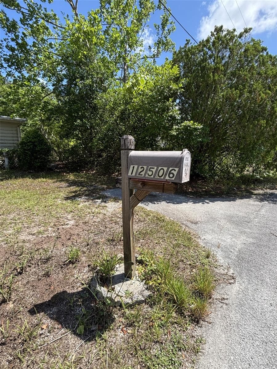 Manufactured Home at 12506 WALTON AVE, NEW PORT RICHEY, photo 2 of 25