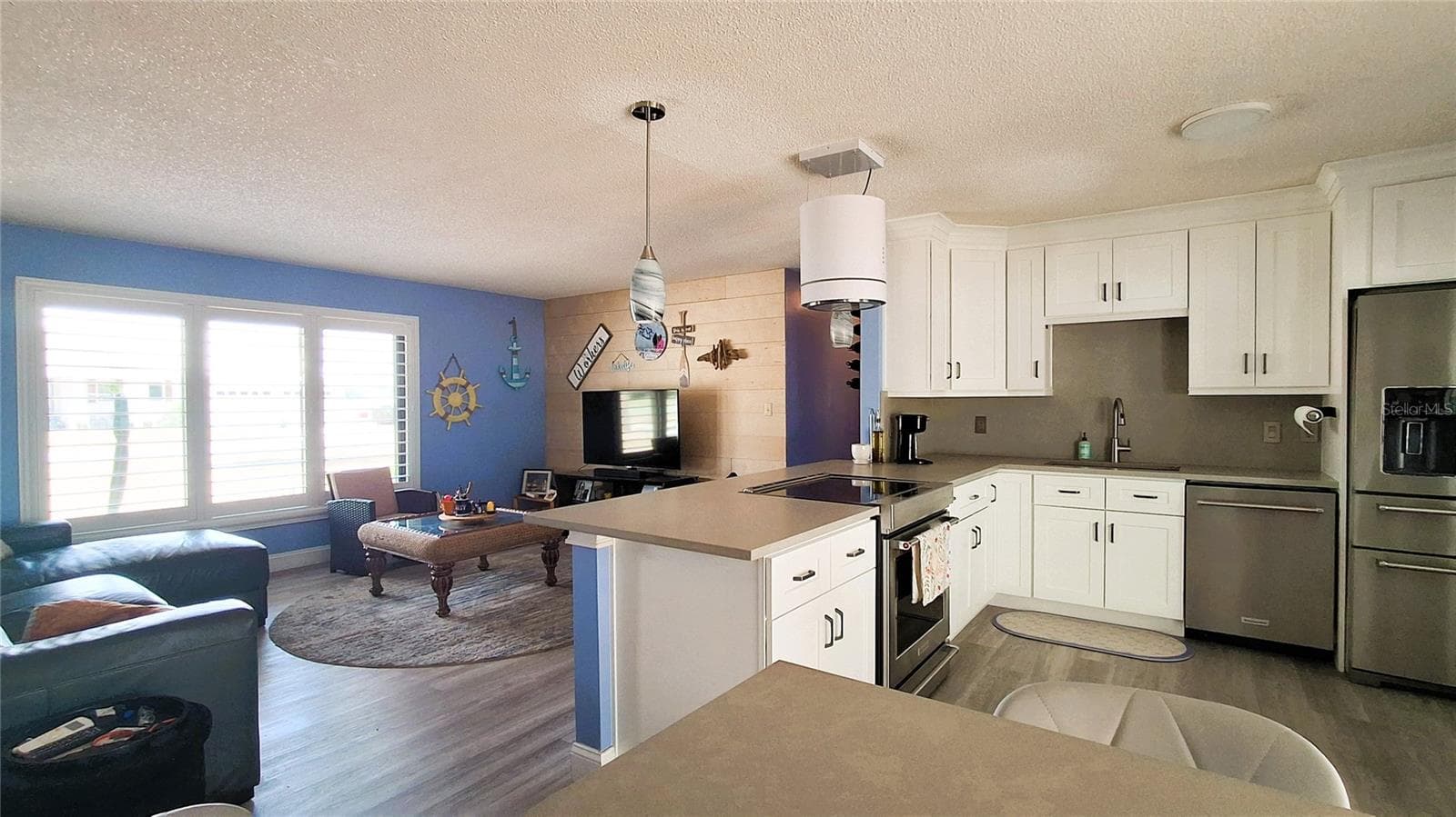 Single Family Residence at 40 SE CHINICA DR, SUMMERFIELD, photo 4 of 23