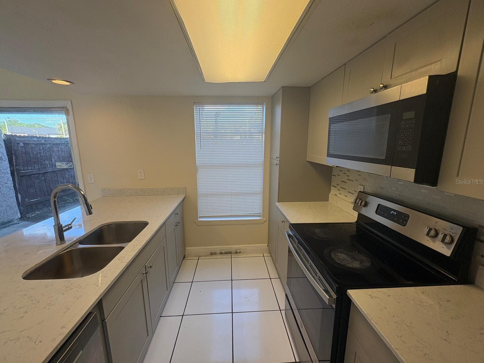 Townhouse at 4033 HENLEY RD #1707, ORLANDO, photo 13 of 43