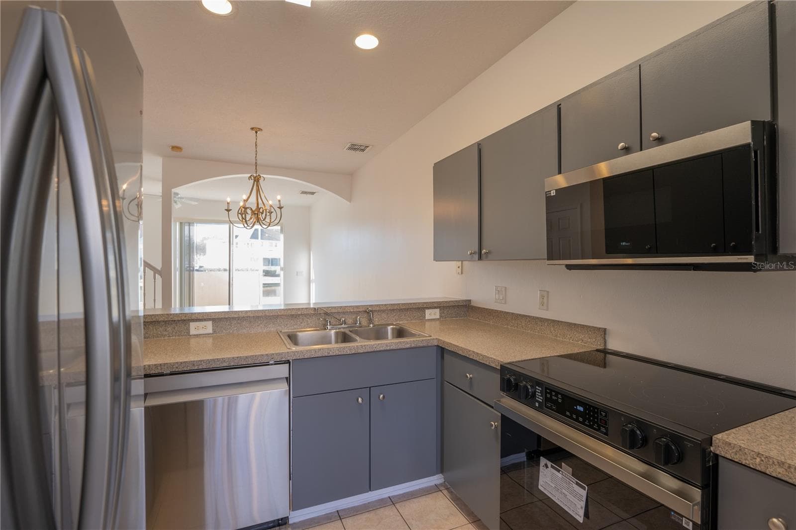 Townhouse at 4712 HEMINGWAY HOUSE ST, KISSIMMEE, photo 2 of 30