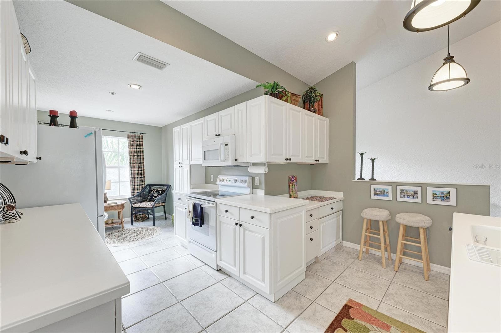 Condominium at 6821 FAIRVIEW TER #6821, BRADENTON, photo 18 of 78