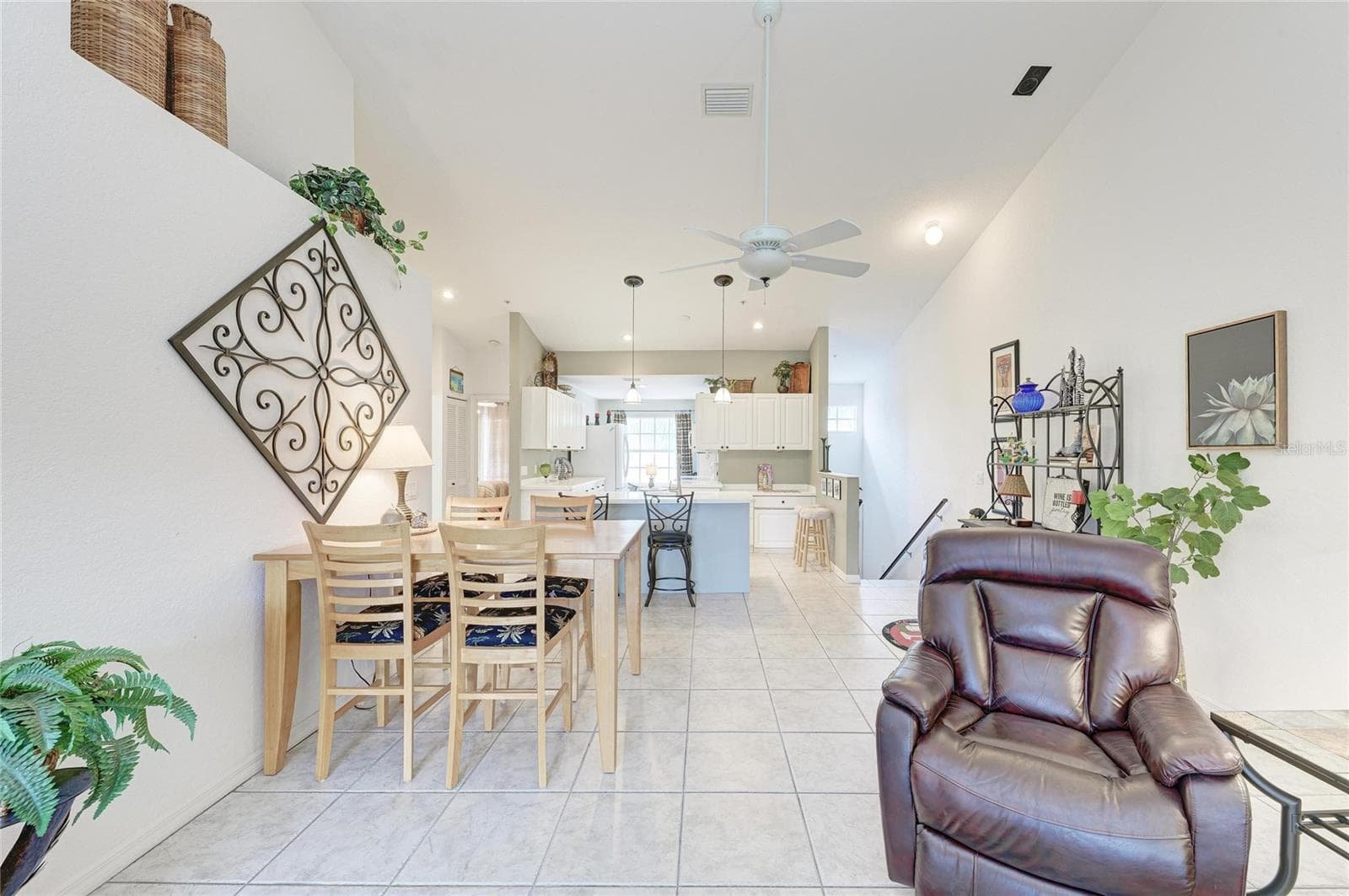 Condominium at 6821 FAIRVIEW TER #6821, BRADENTON, photo 28 of 78
