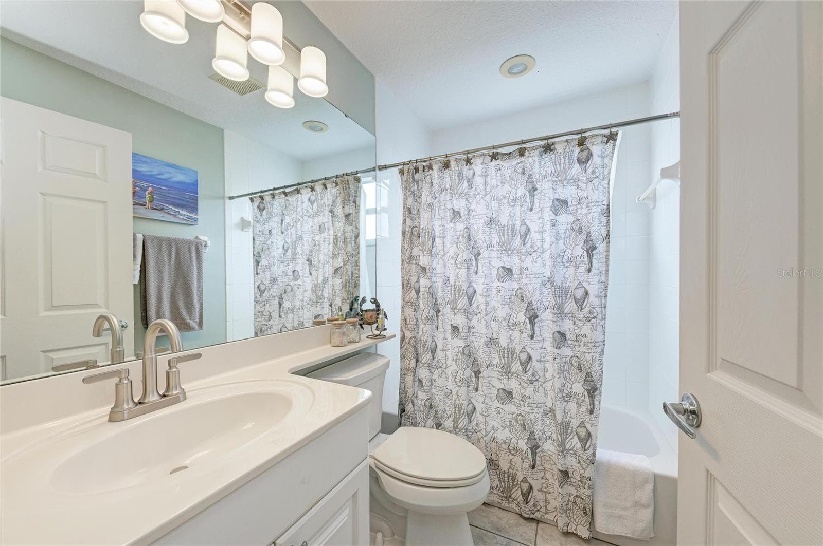 Condominium at 6821 FAIRVIEW TER #6821, BRADENTON, photo 34 of 78