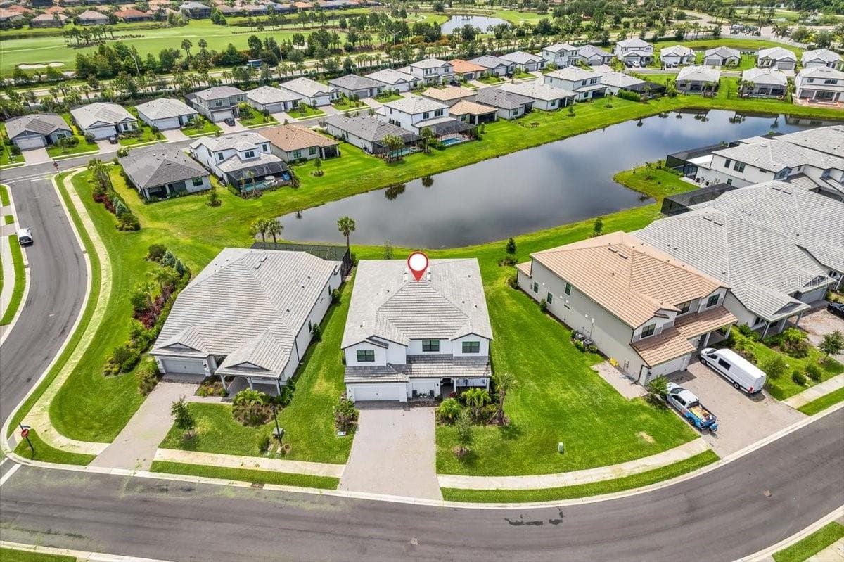 Single Family Residence at 5609 CLEARWATER CT, LAKEWOOD RANCH, photo 71 of 81