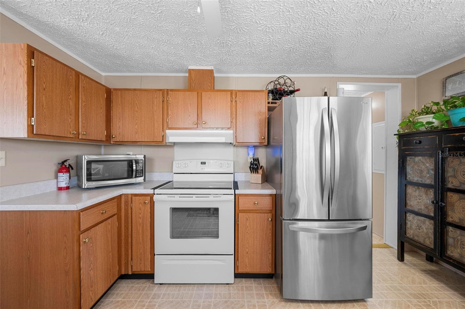 Manufactured Home at 1000 KINGS HWY #54, PORT CHARLOTTE, photo 16 of 57