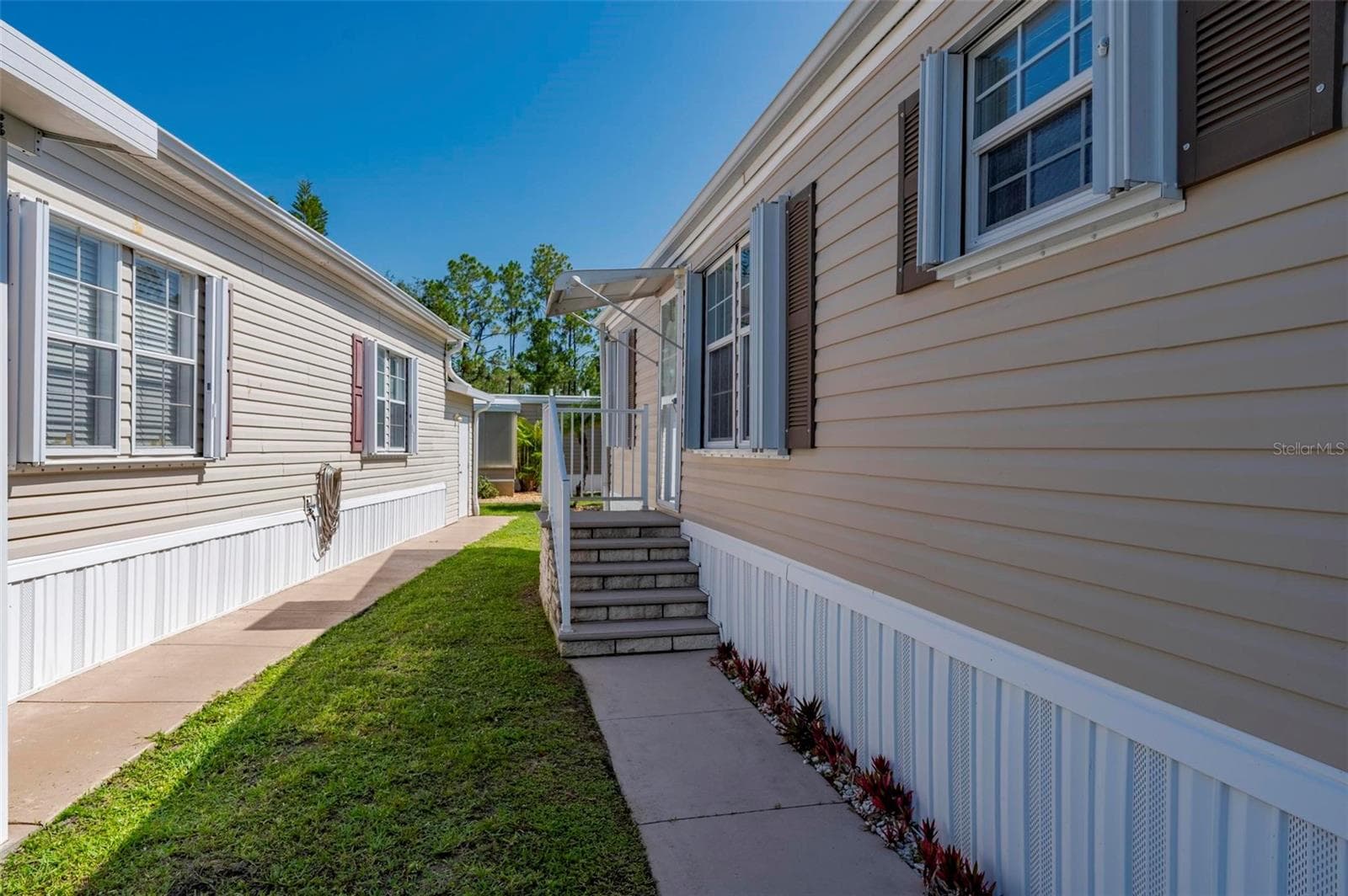 Manufactured Home at 1000 KINGS HWY #54, PORT CHARLOTTE, photo 31 of 57