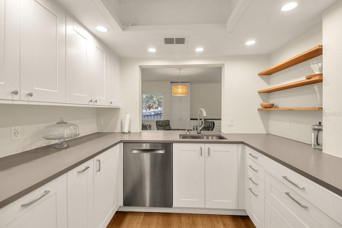 Condominium at 2753 ORCHID OAKS DR #104, SARASOTA, photo 10 of 33