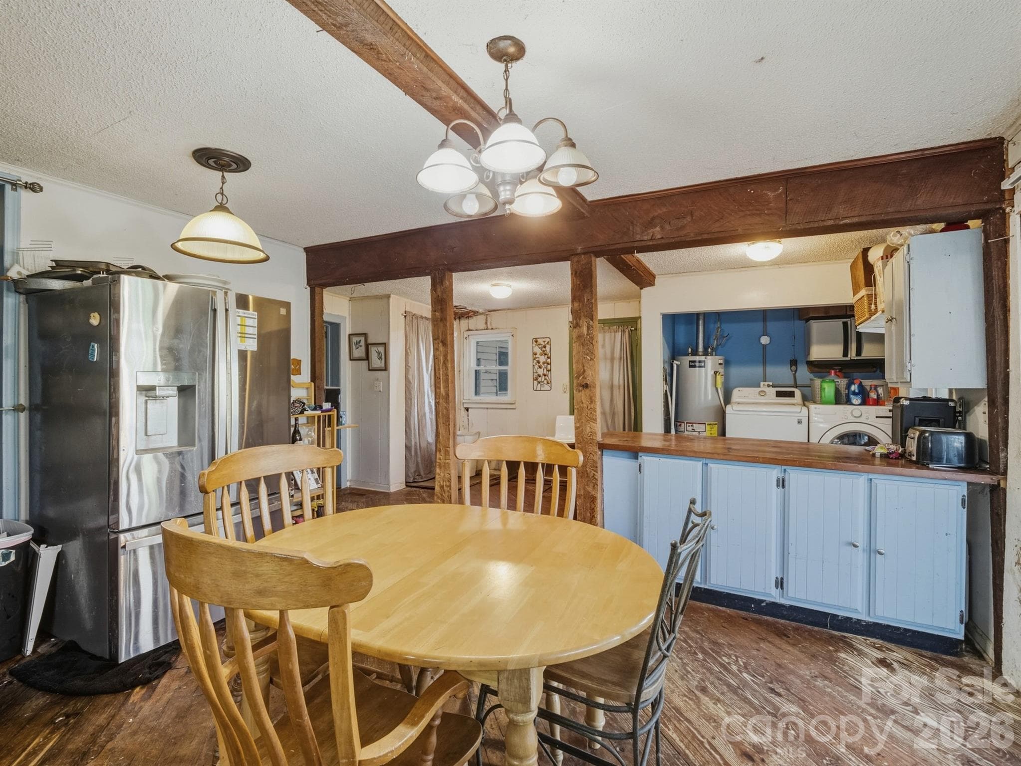 Single Family Residence at 3030 Shannon Street, Sharon, photo 11 of 23