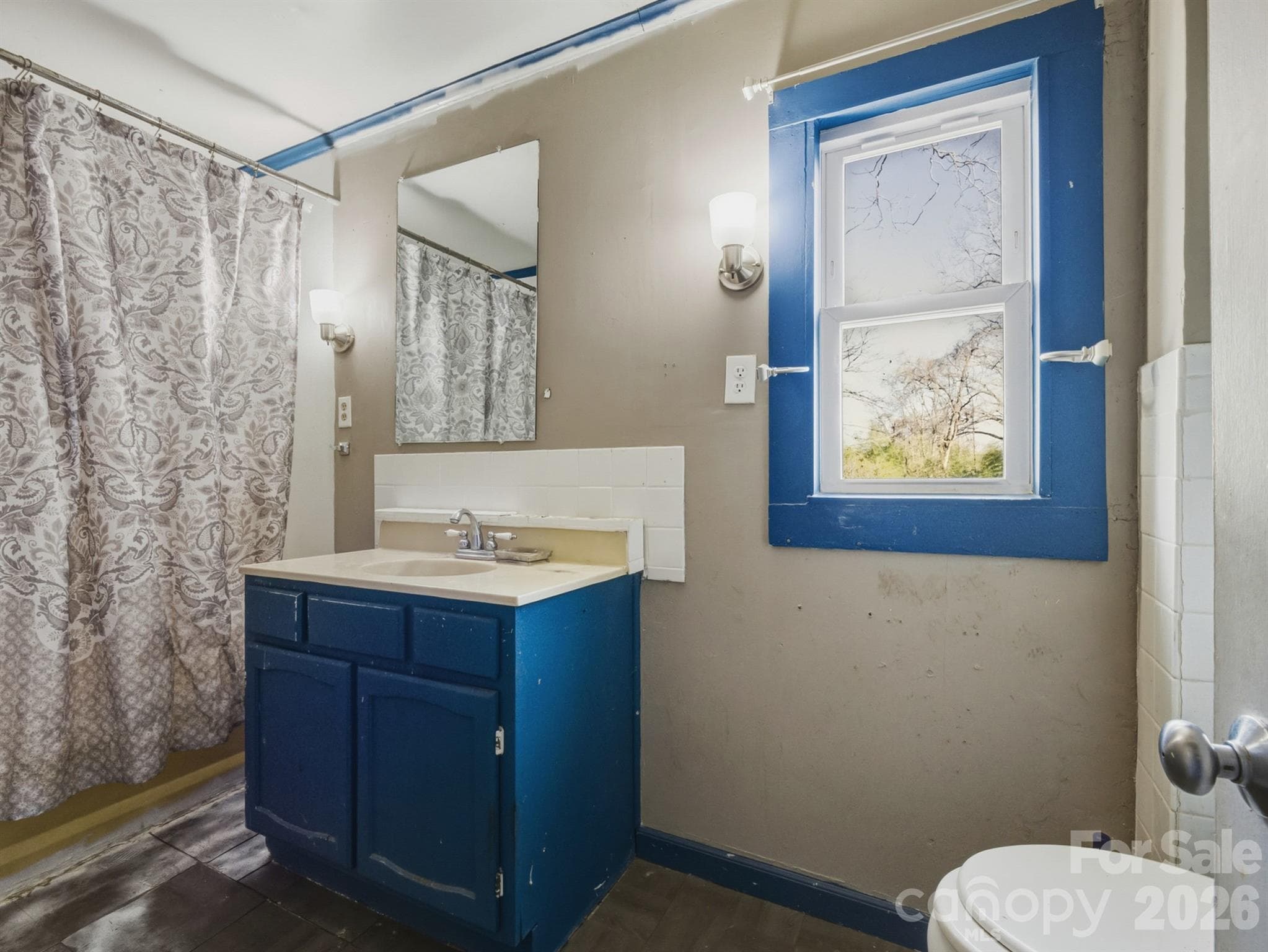Single Family Residence at 3030 Shannon Street, Sharon, photo 16 of 23