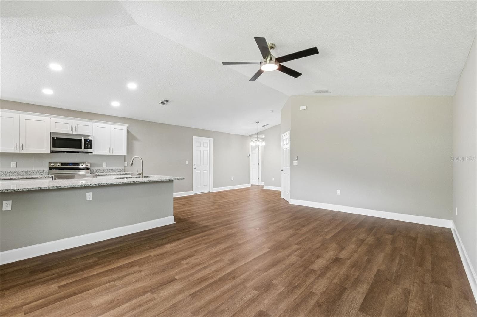 Single Family Residence at 11133 KO DR, LAKELAND, photo 8 of 40