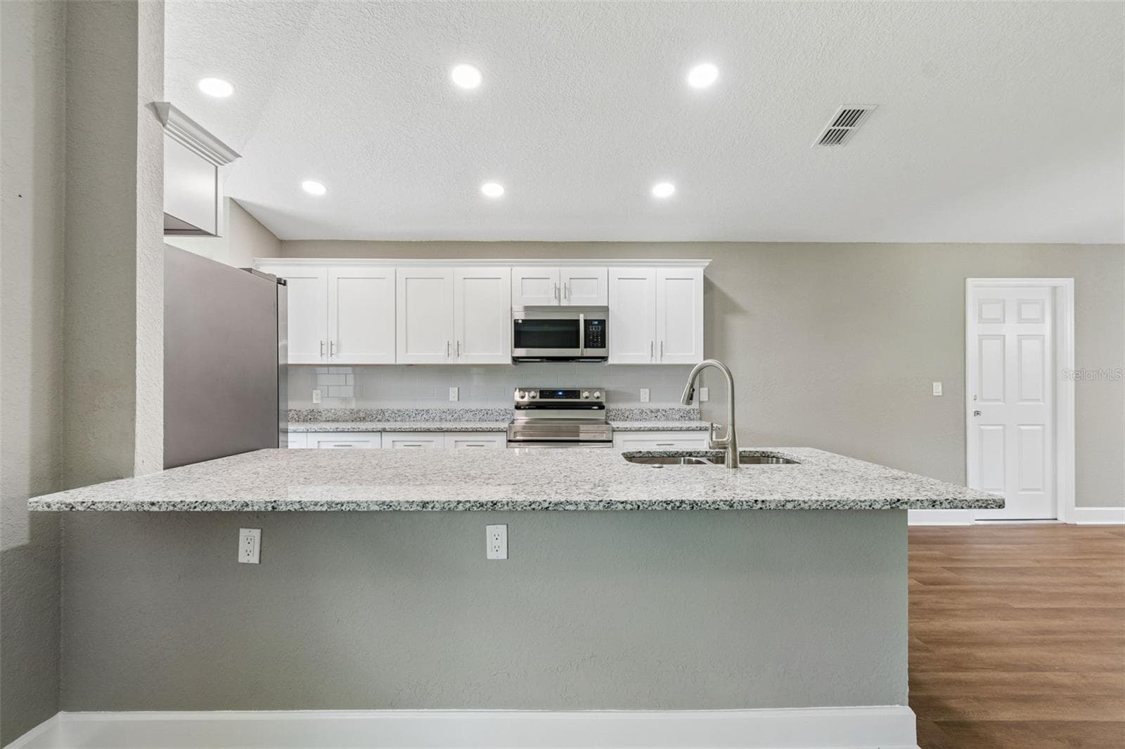 Single Family Residence at 11133 KO DR, LAKELAND, photo 10 of 40