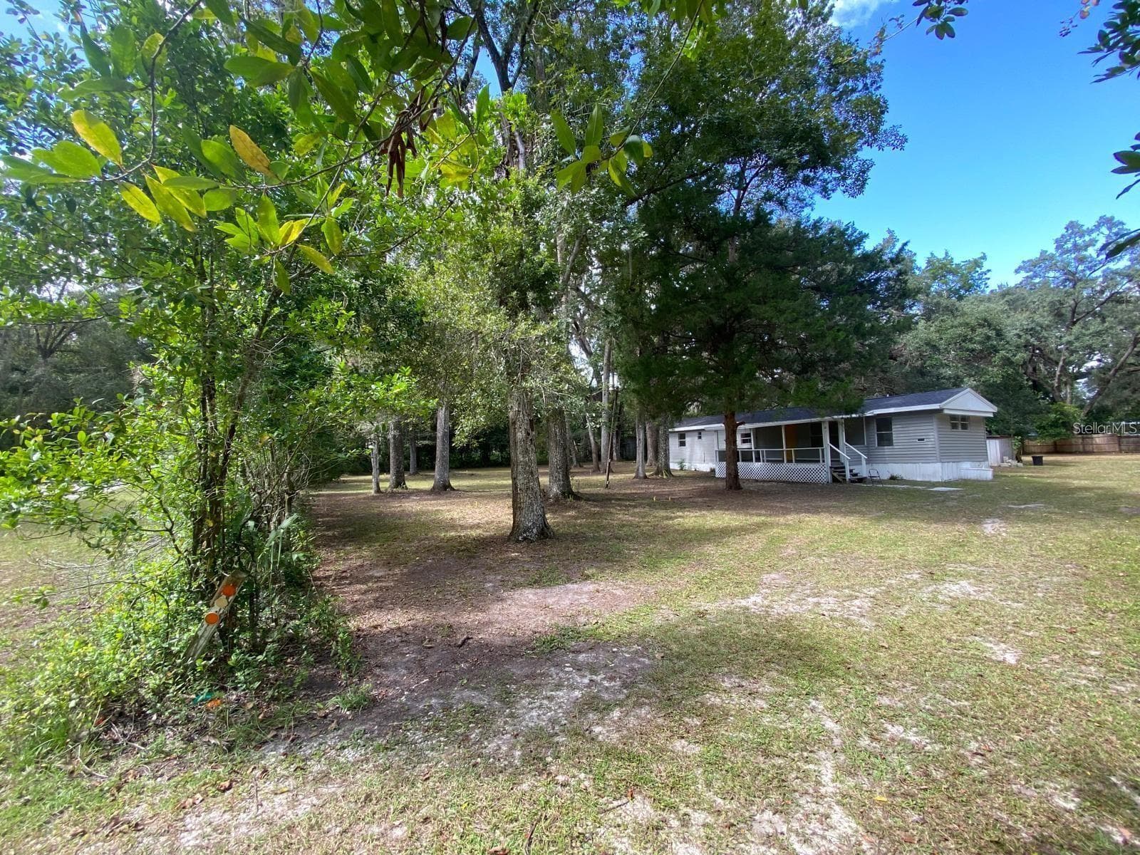 Manufactured Home at 19429 MCCLOY CIR, BROOKSVILLE, photo 14 of 18