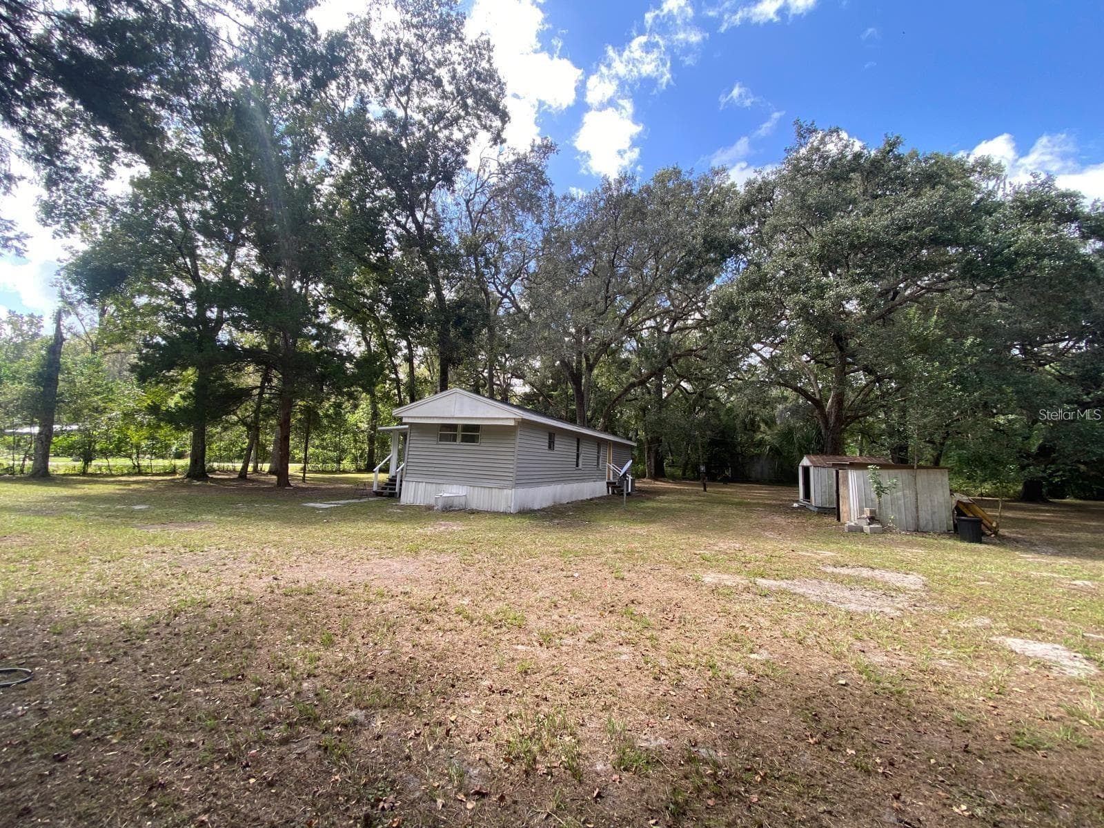 Manufactured Home at 19429 MCCLOY CIR, BROOKSVILLE, photo 15 of 18