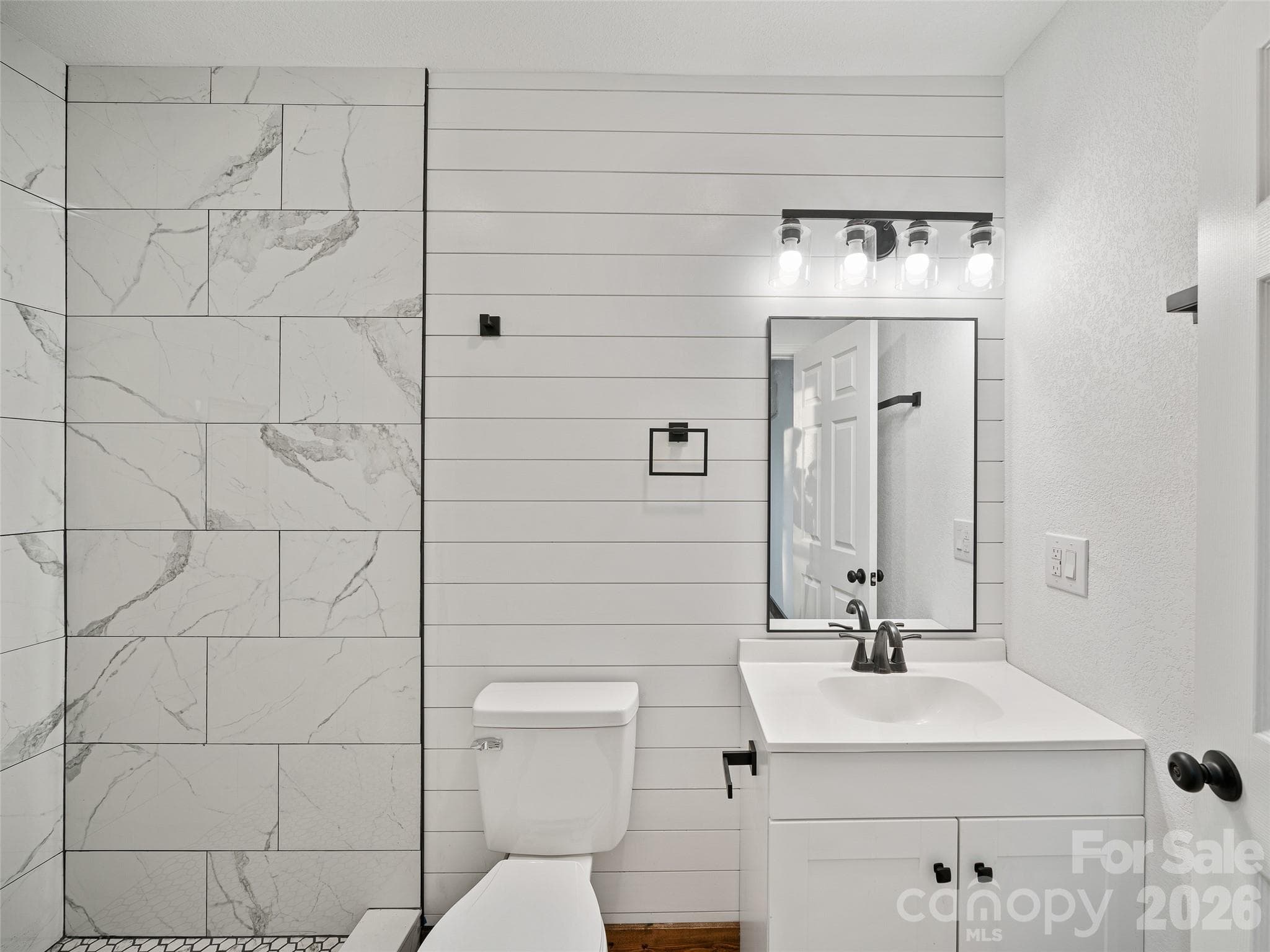 Single Family Residence at Burnsville, photo 11 of 33