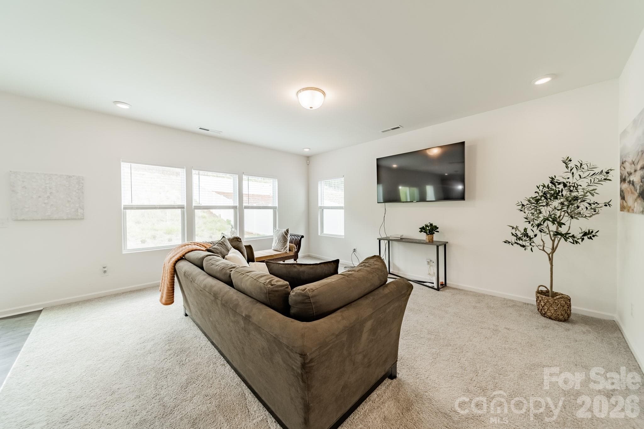 Single Family Residence at 11178 Argosy Drive, Lancaster, photo 12 of 34