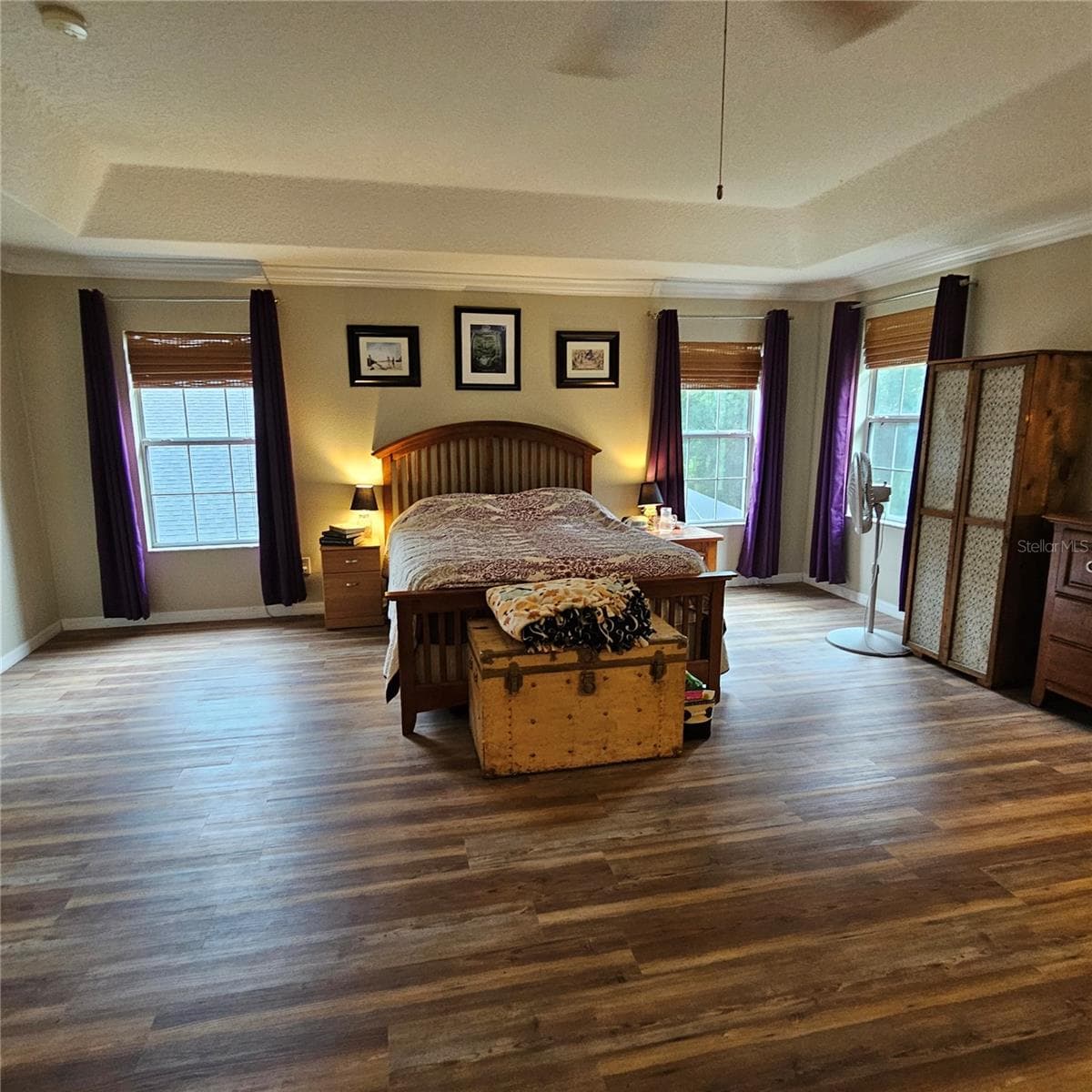 Expansive Primary Bedroom - 7306 BRIDGEVIEW DR, WESLEY CHAPEL