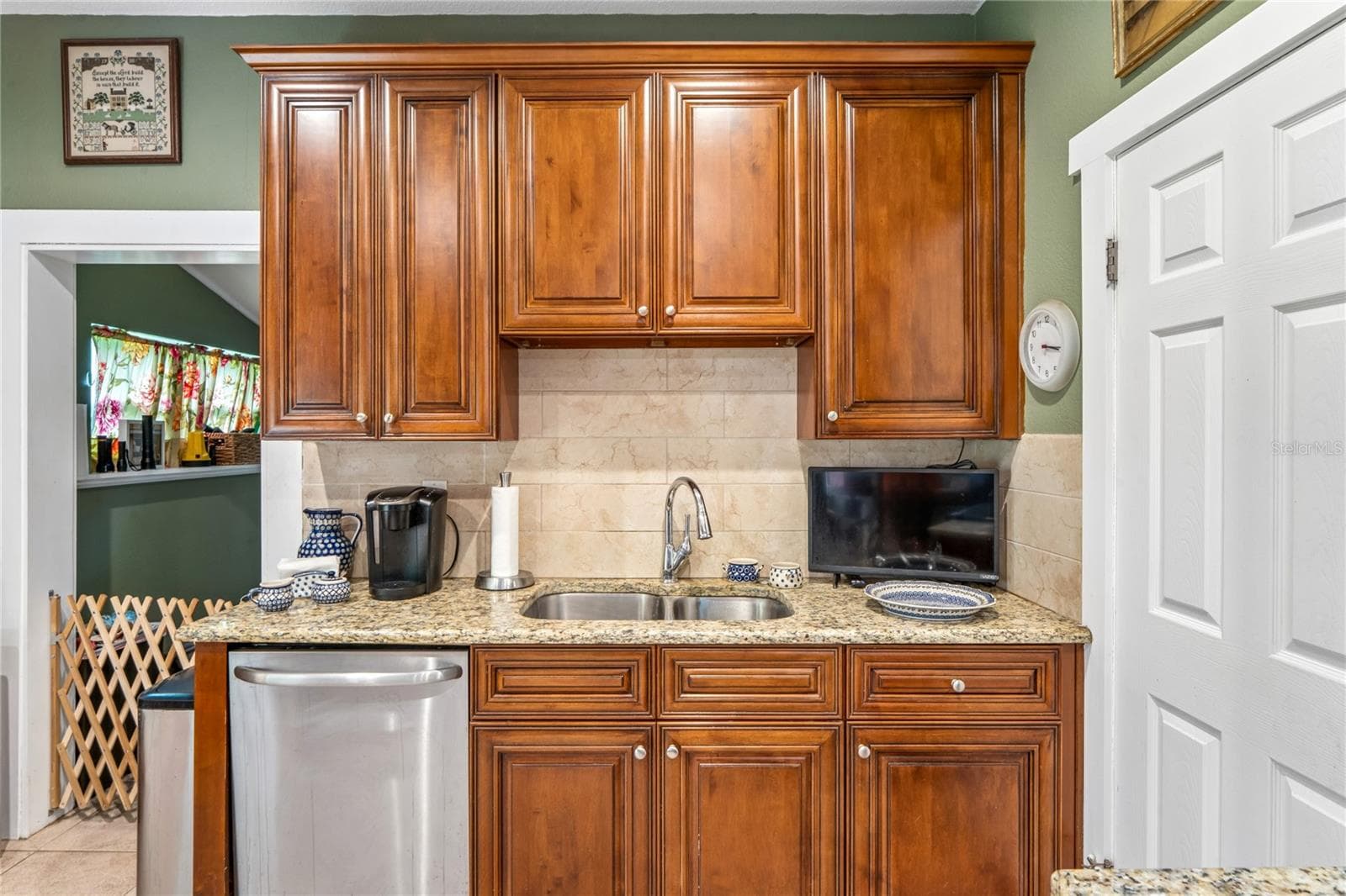 Single Family Residence at 6202 STAFFORD RD, PLANT CITY, photo 11 of 58