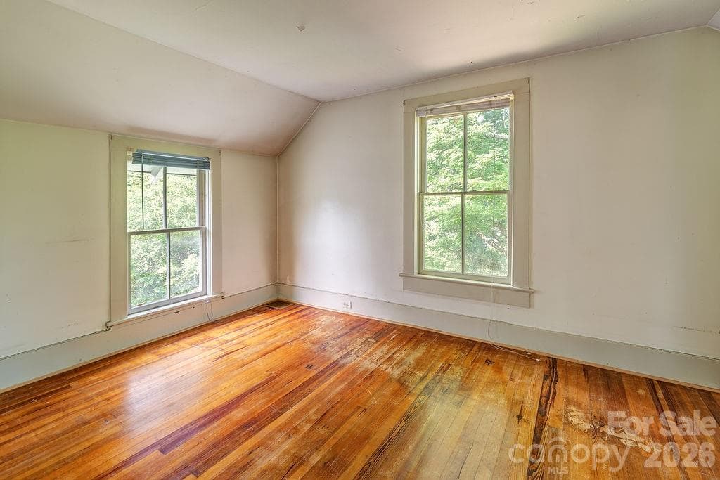 Single Family Residence at Asheville, photo 21 of 28
