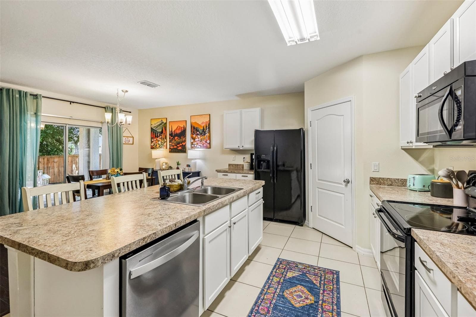 Single Family Residence at 806 GRAND PARK CT, DELAND, photo 3 of 28