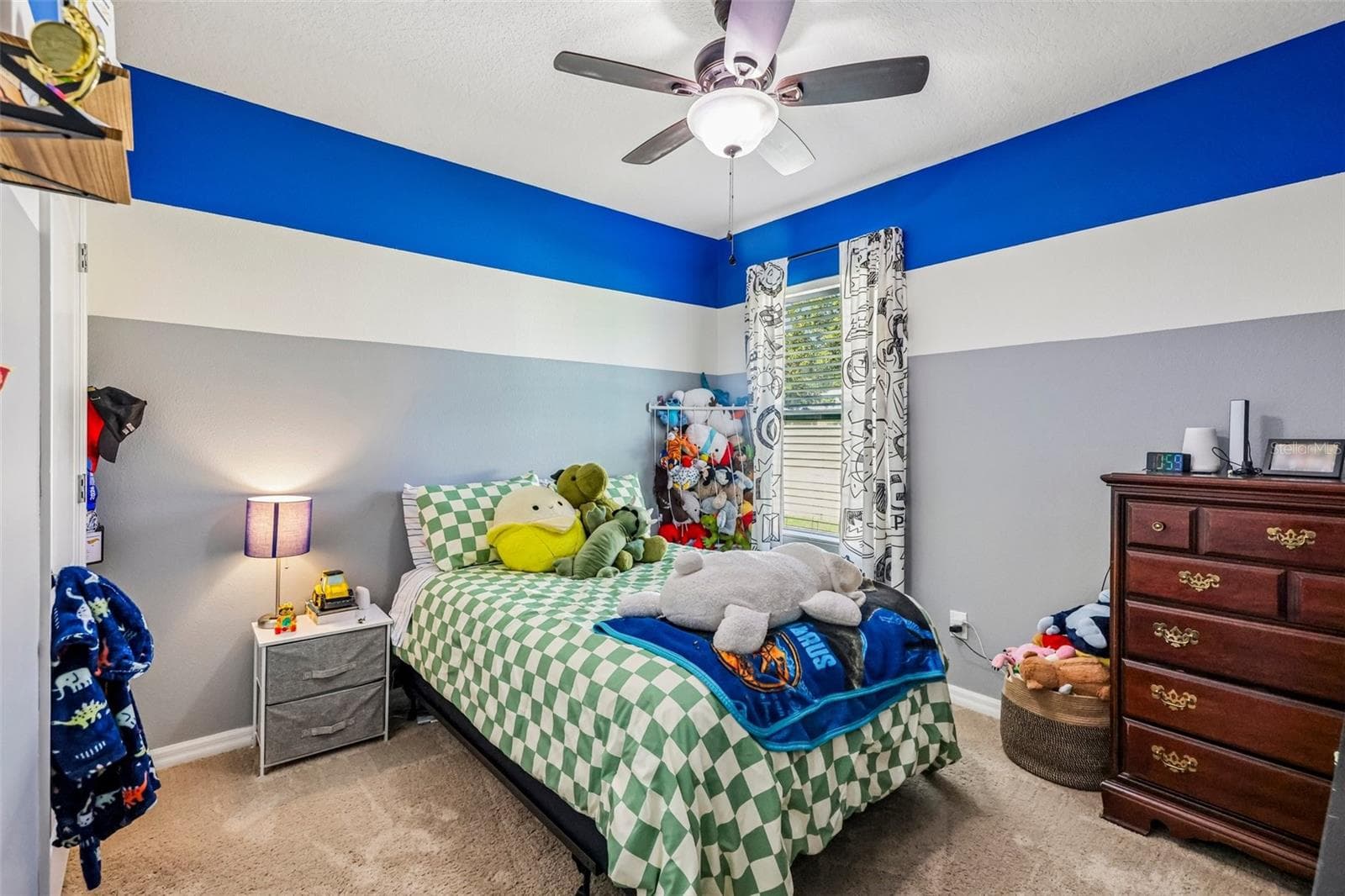 Single Family Residence at 806 GRAND PARK CT, DELAND, photo 17 of 28