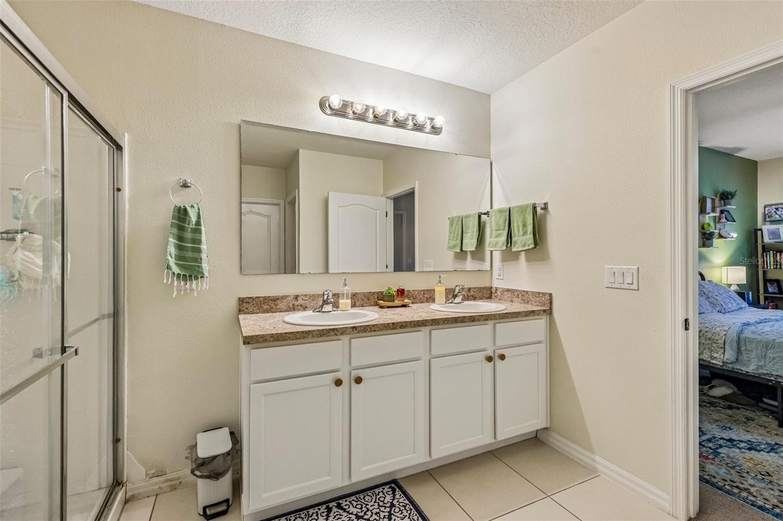 Single Family Residence at 806 GRAND PARK CT, DELAND, photo 23 of 28