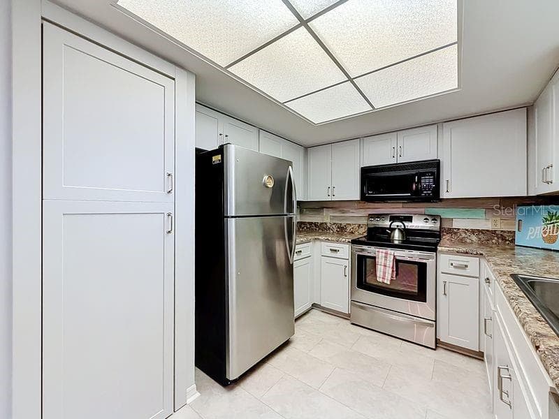 Condominium at 2210 UTOPIAN DR E #214, CLEARWATER, photo 3 of 54