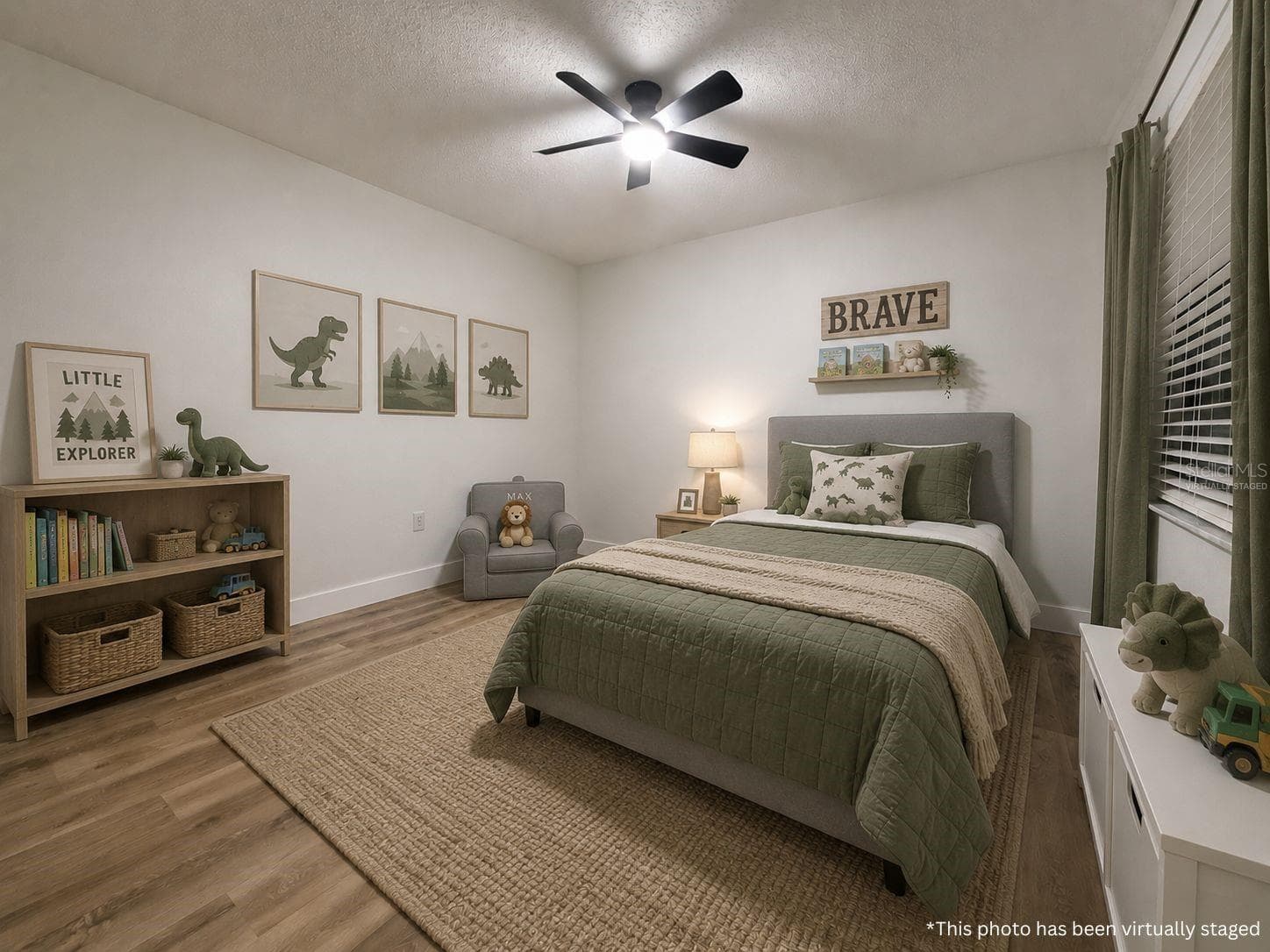 VIRTUALLY STAGED - 661 LAKE CAROLYN CIR, LAKELAND