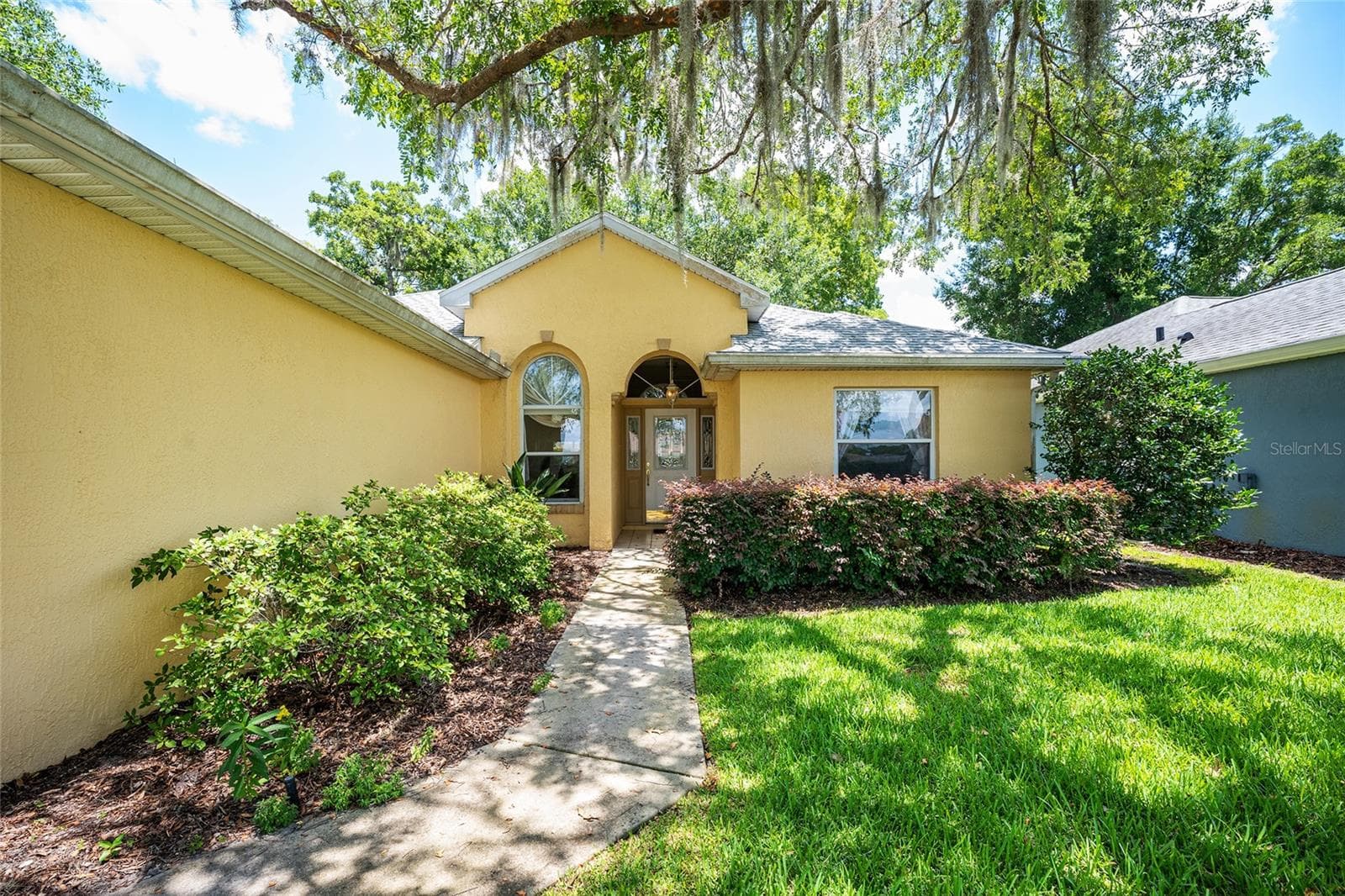 Single Family Residence at 11262 SW 73RD CIR, OCALA, photo 3 of 76