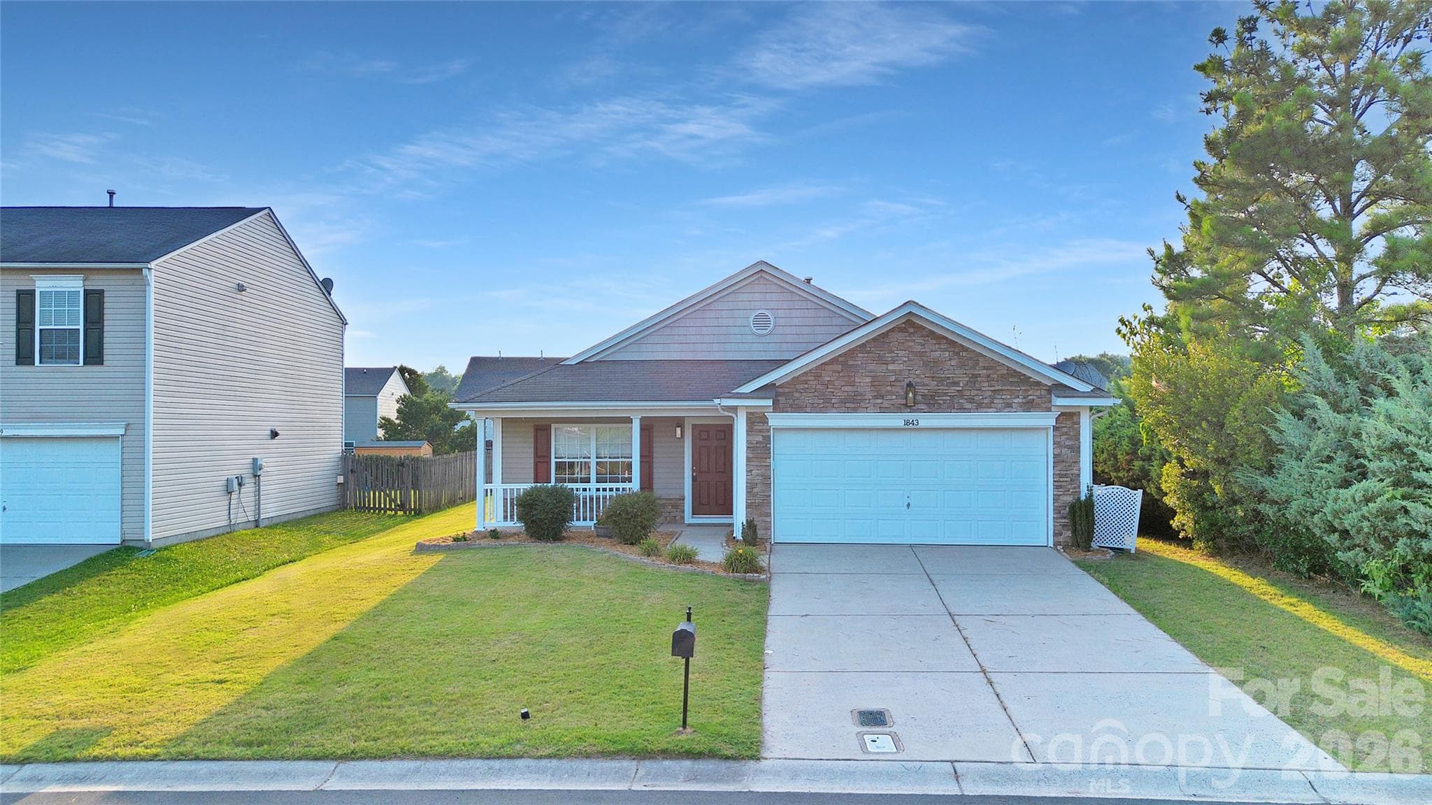 Single Family Residence at Huntersville, photo 2 of 31