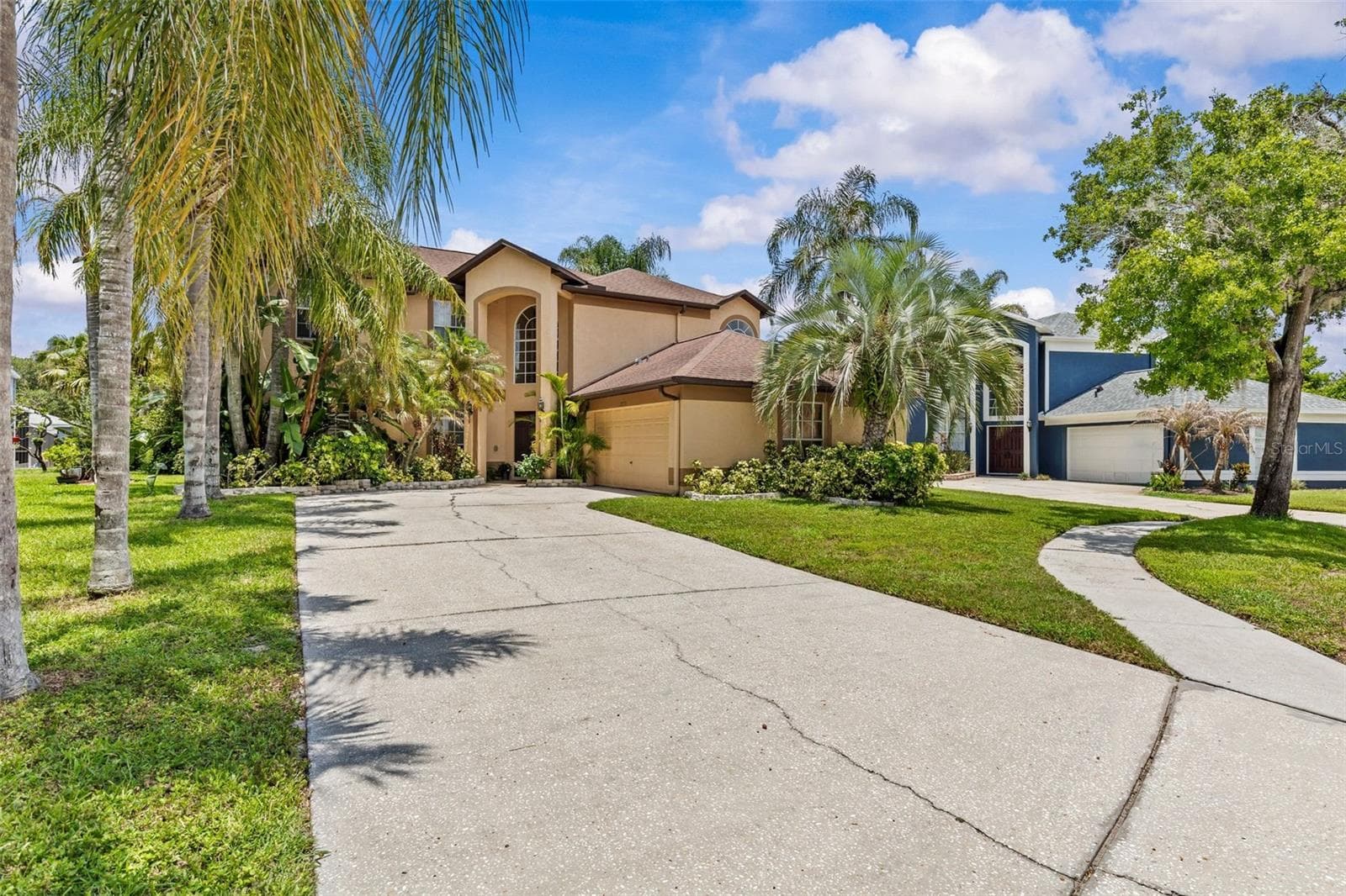 Single Family Residence at 27221 SEA BREEZE WAY, WESLEY CHAPEL, photo 2 of 44